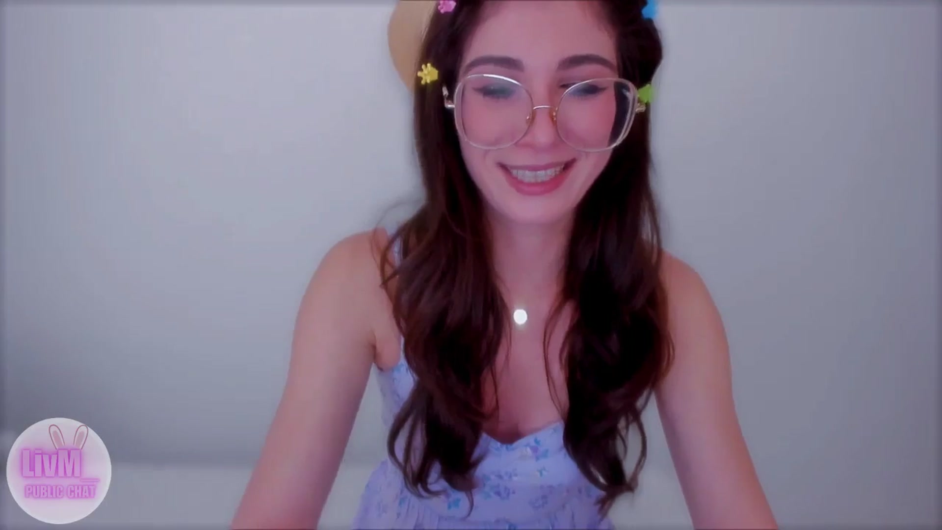Gallery image thumbnail from LivM_'s myfreecams stream on, 12/07/2025, 08:21 image 6 of 20