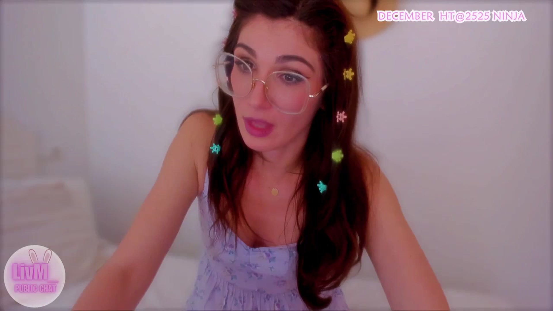 Gallery image thumbnail from LivM_'s myfreecams stream on, 12/07/2025, 11:30 image 5 of 20