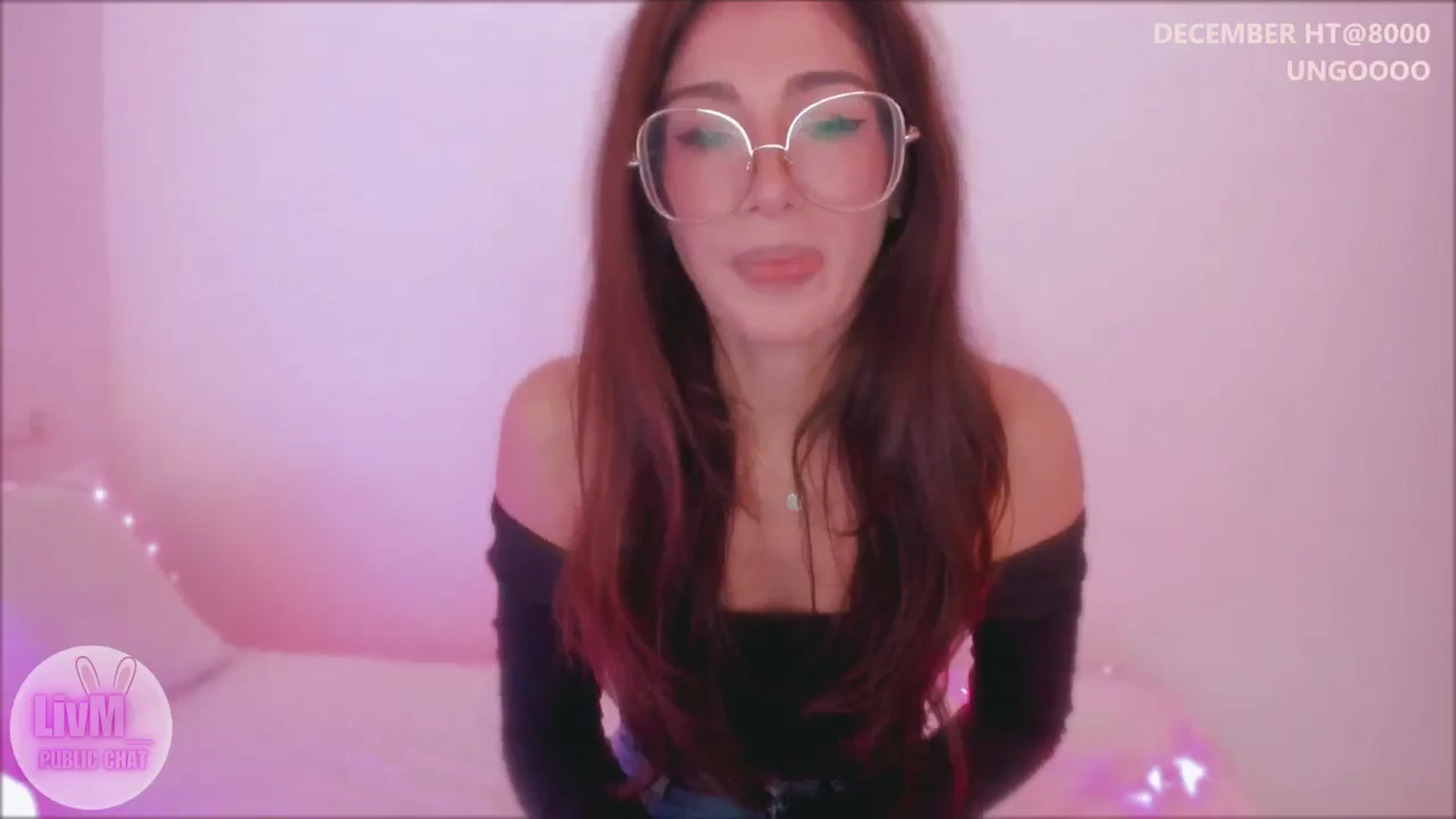 Gallery image thumbnail from LivM_'s myfreecams stream on, 12/18/2025, 09:05 image 19 of 20