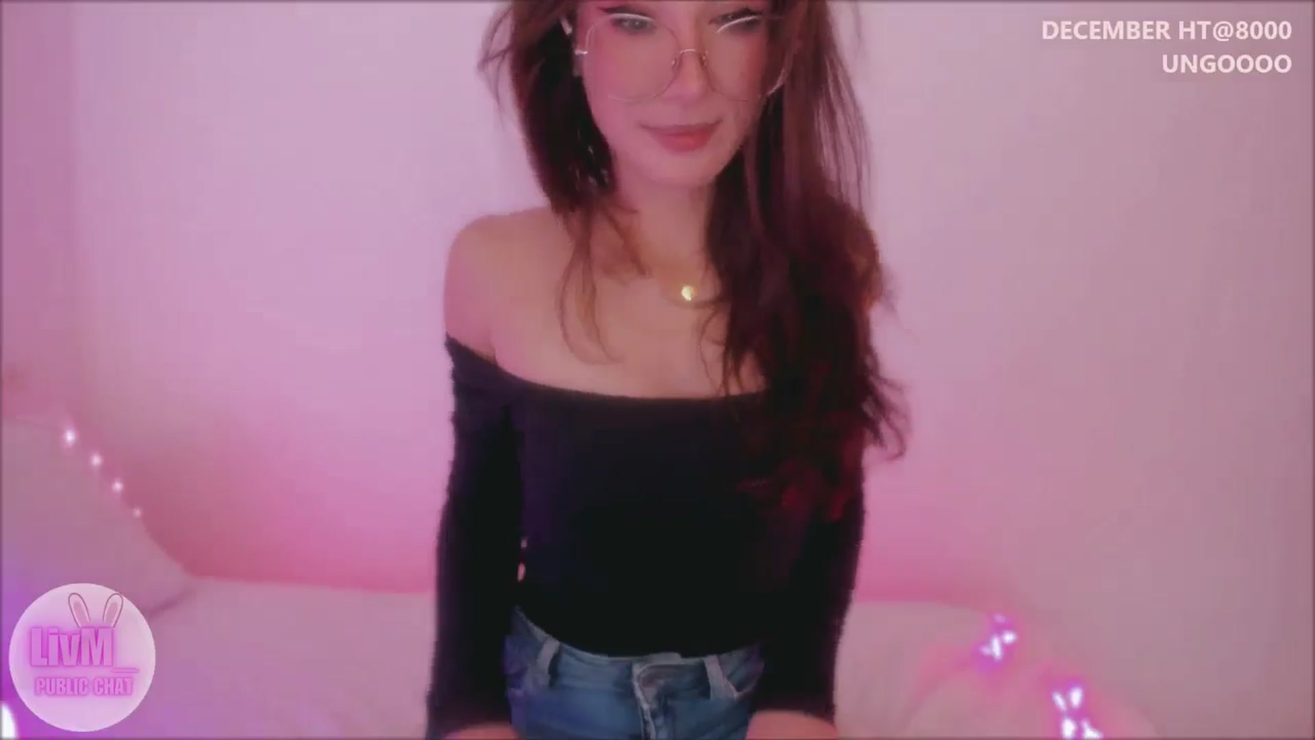 Gallery image thumbnail from LivM_'s myfreecams stream on, 12/18/2025, 09:05 image 13 of 20