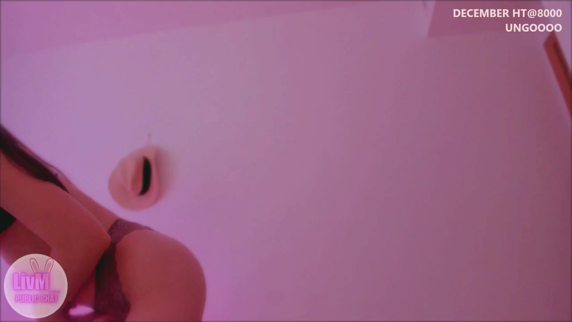 Gallery image thumbnail from LivM_'s myfreecams stream on, 12/19/2025, 09:53 image 10 of 20