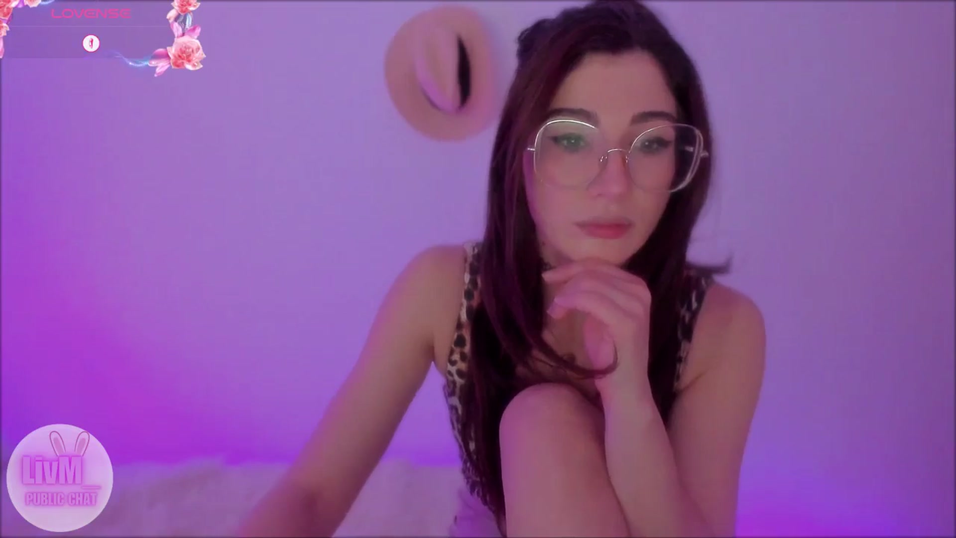 Gallery image thumbnail from LivM_'s myfreecams stream on, 01/08/2026, 09:04 image 5 of 20