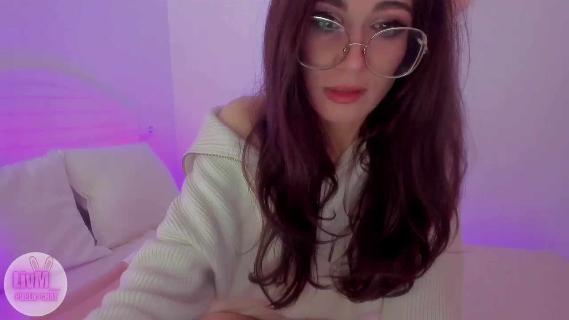 Gallery image thumbnail from LivM_'s myfreecams stream on, 01/15/2026, 09:34 image 8 of 20