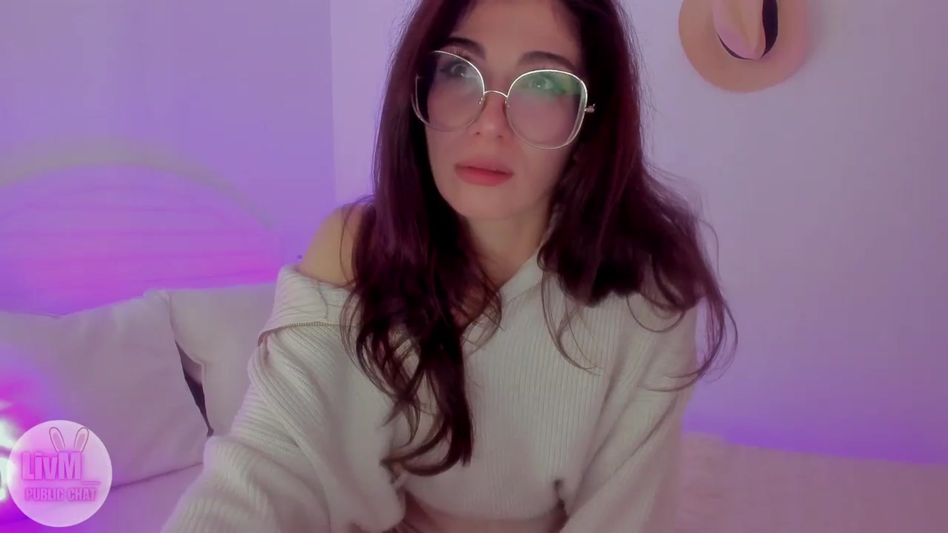 Gallery image thumbnail from LivM_'s myfreecams stream on, 01/15/2026, 09:34 image 13 of 20