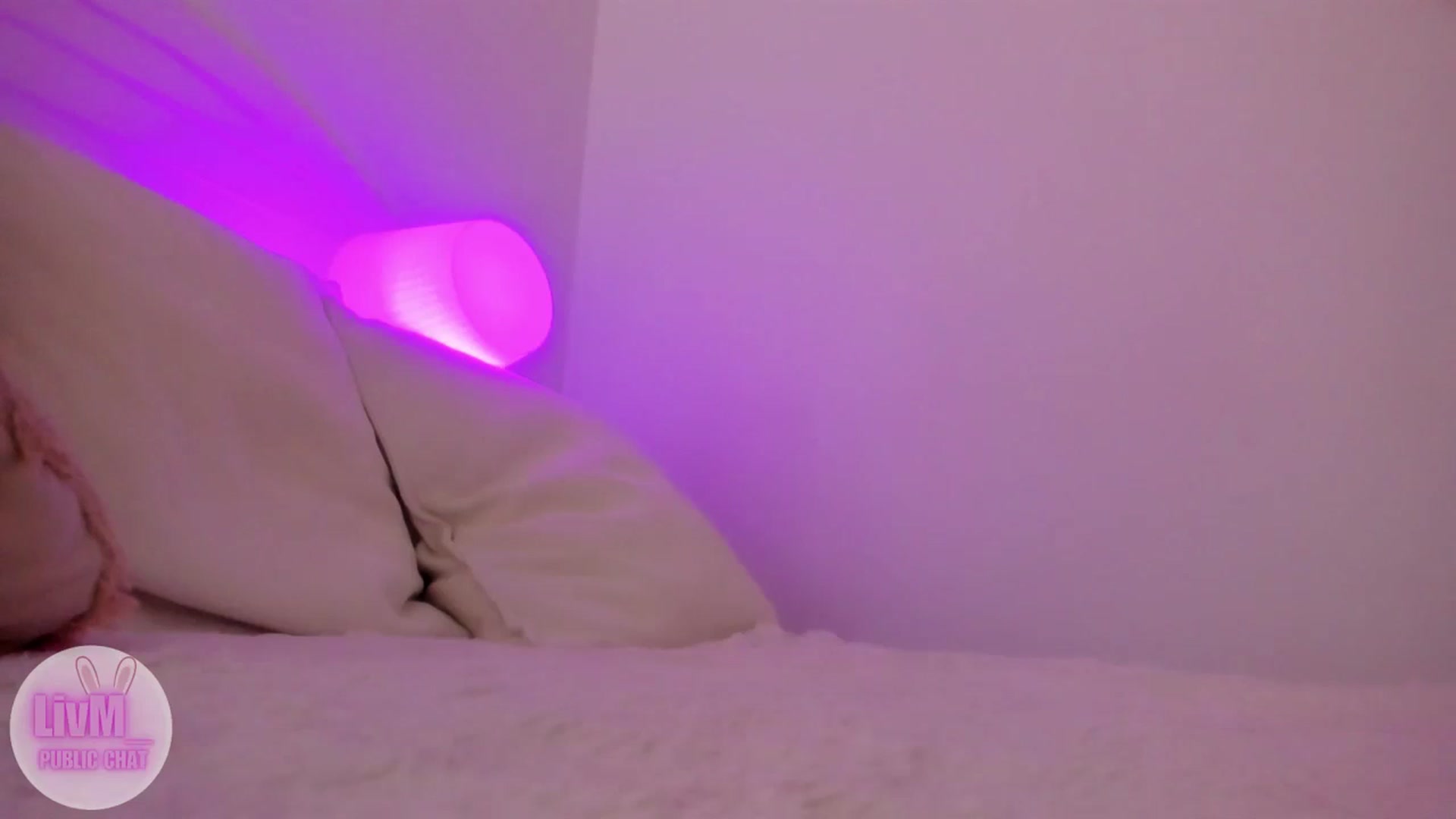Gallery image thumbnail from LivM_'s myfreecams stream on, 01/28/2026, 10:02 image 14 of 20