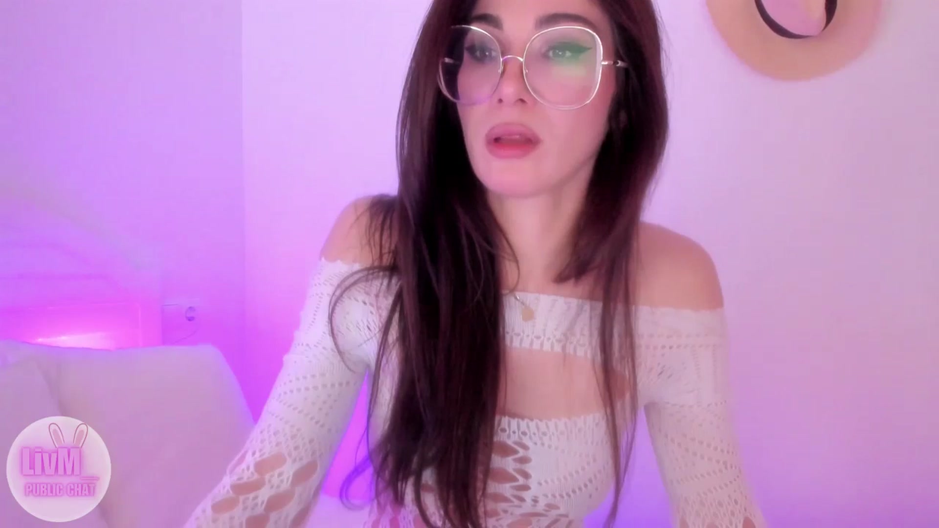 Gallery image thumbnail from LivM_'s myfreecams stream on, 01/29/2026, 09:36 image 20 of 20