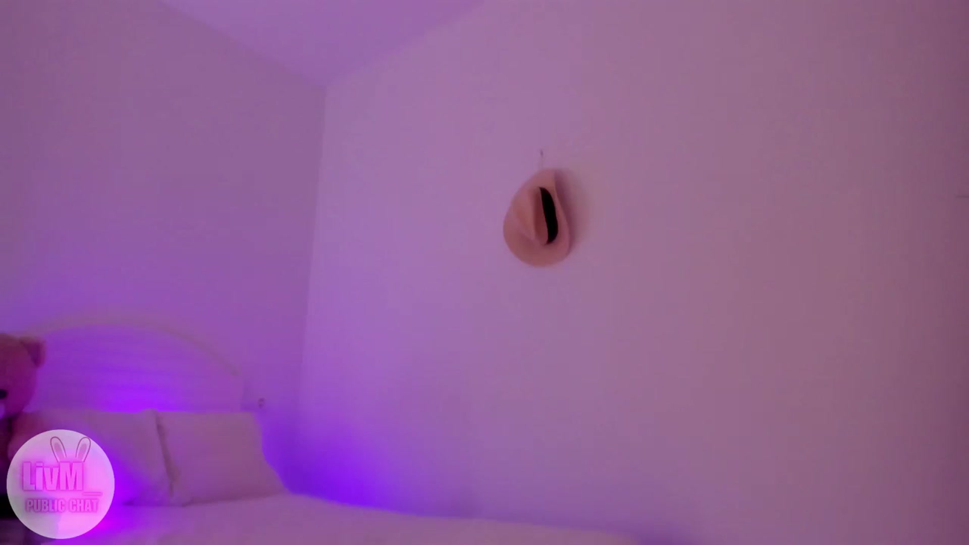 Gallery image thumbnail from LivM_'s myfreecams stream on, 01/30/2026, 09:14 image 16 of 20