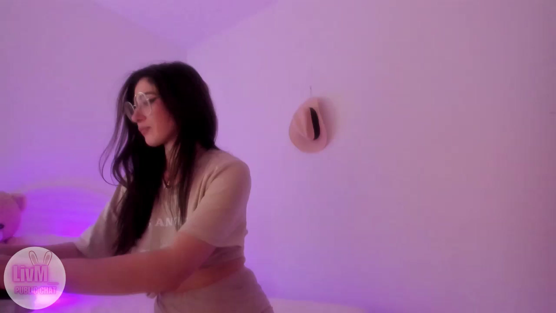 Gallery image thumbnail from LivM_'s myfreecams stream on, 01/30/2026, 09:14 image 9 of 20