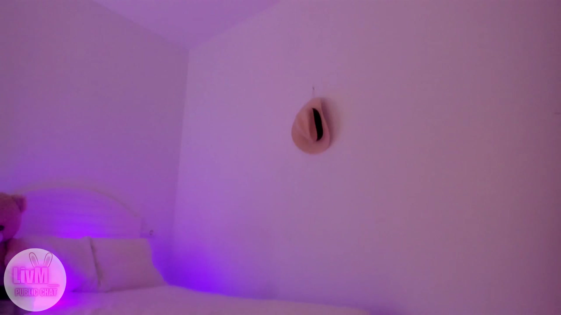 Gallery image thumbnail from LivM_'s myfreecams stream on, 01/30/2026, 09:14 image 11 of 20