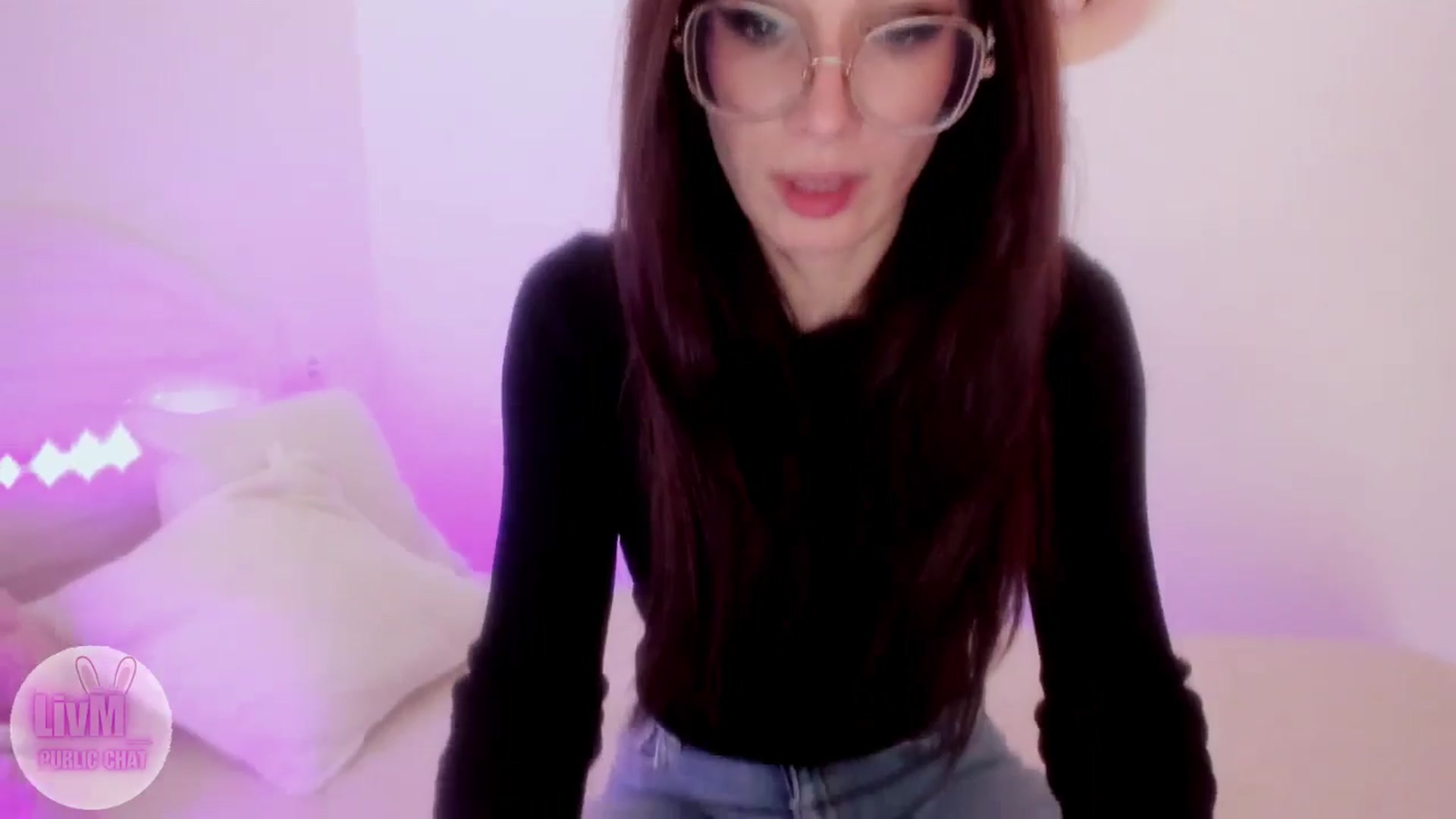 Gallery image thumbnail from LivM_'s myfreecams stream on, 02/01/2026, 11:09 image 20 of 20