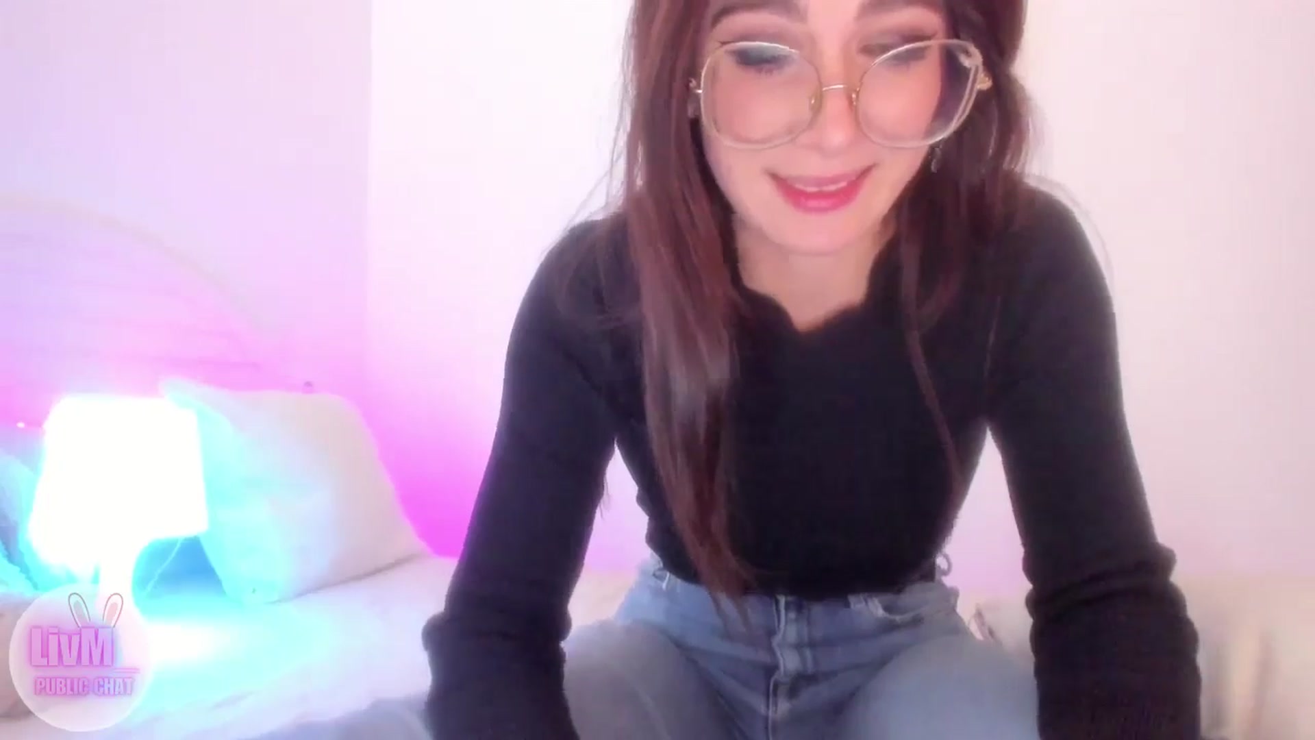 Gallery image thumbnail from LivM_'s myfreecams stream on, 02/01/2026, 11:09 image 14 of 20