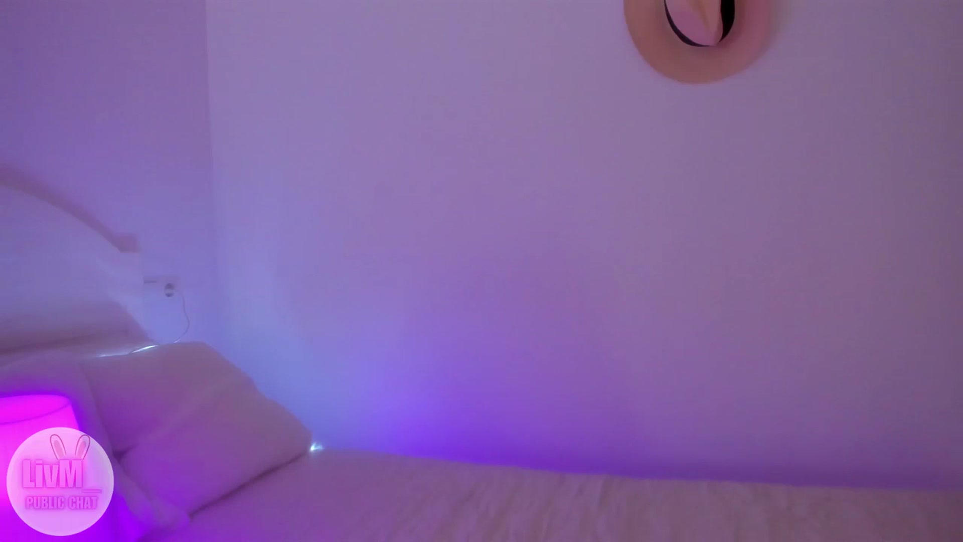Gallery image thumbnail from LivM_'s myfreecams stream on, 02/05/2026, 09:02 image 10 of 20