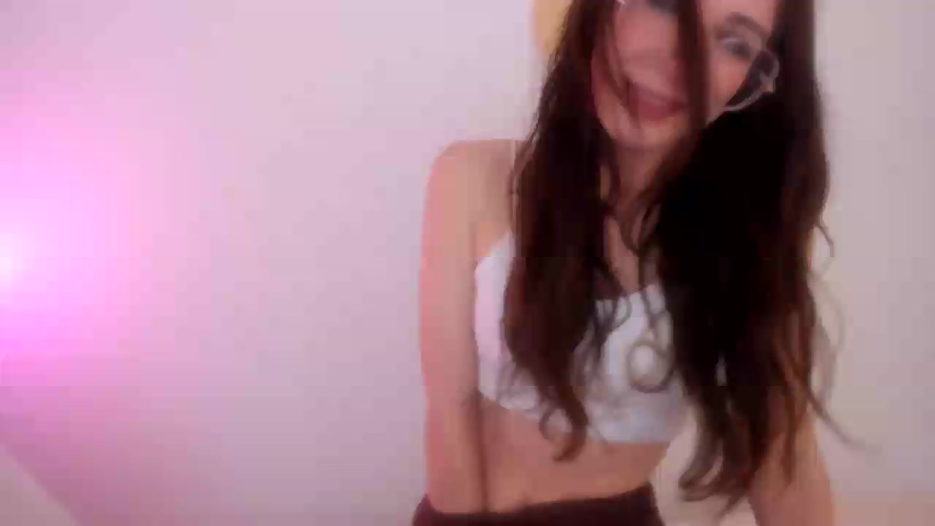 Gallery image thumbnail from LivM_'s myfreecams stream on, 05/05/2026, 08:03 image 8 of 20