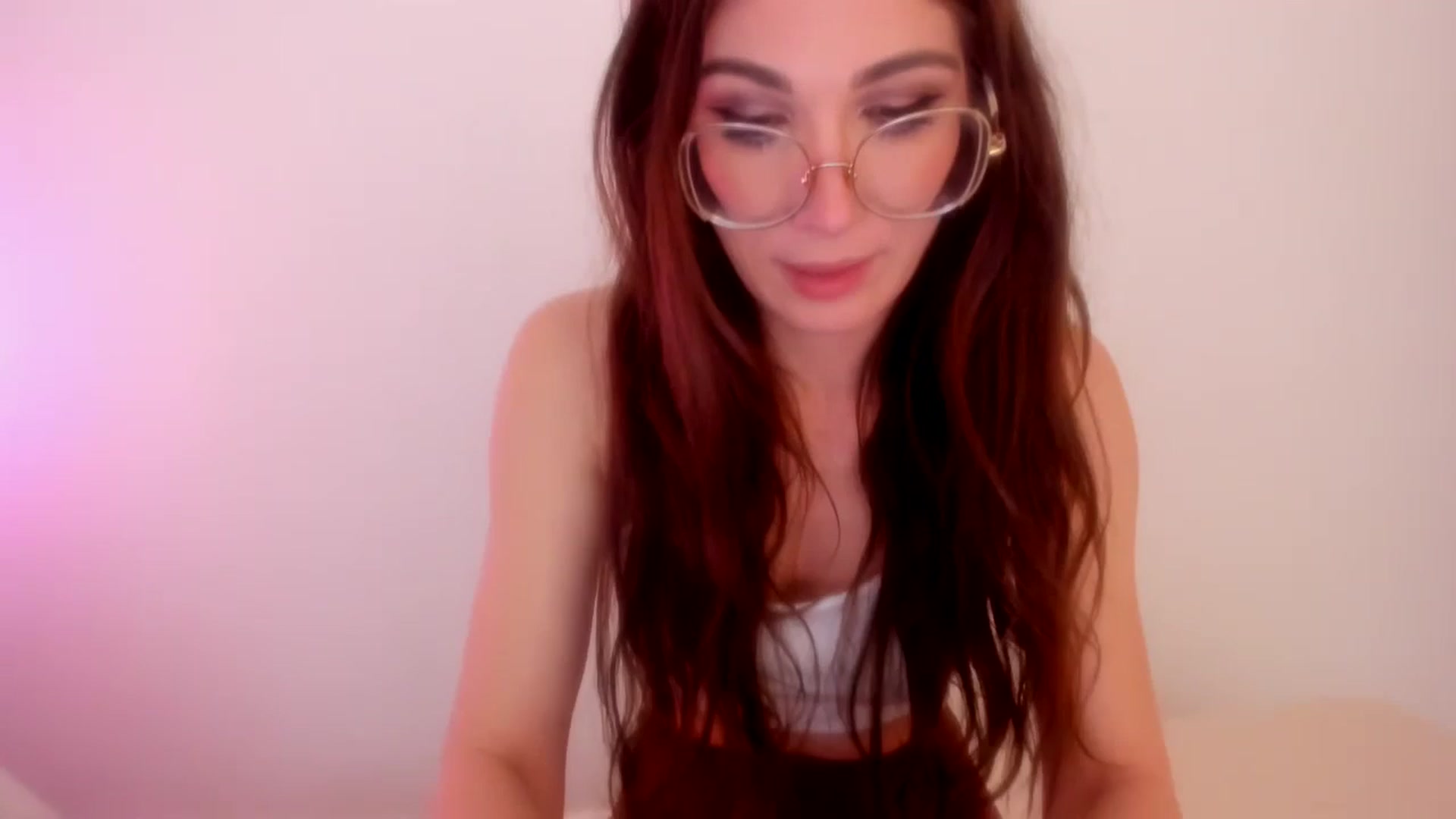 Gallery image thumbnail from LivM_'s myfreecams stream on, 05/05/2026, 08:38 image 19 of 20