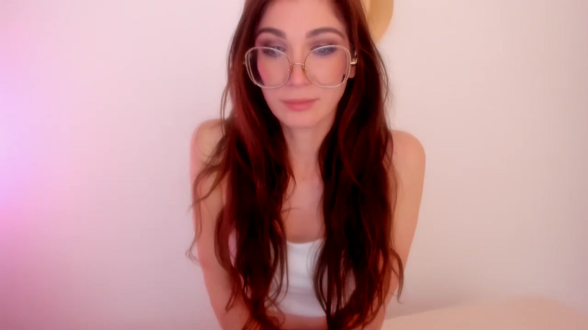 Gallery image thumbnail from LivM_'s myfreecams stream on, 05/05/2026, 08:38 image 2 of 20