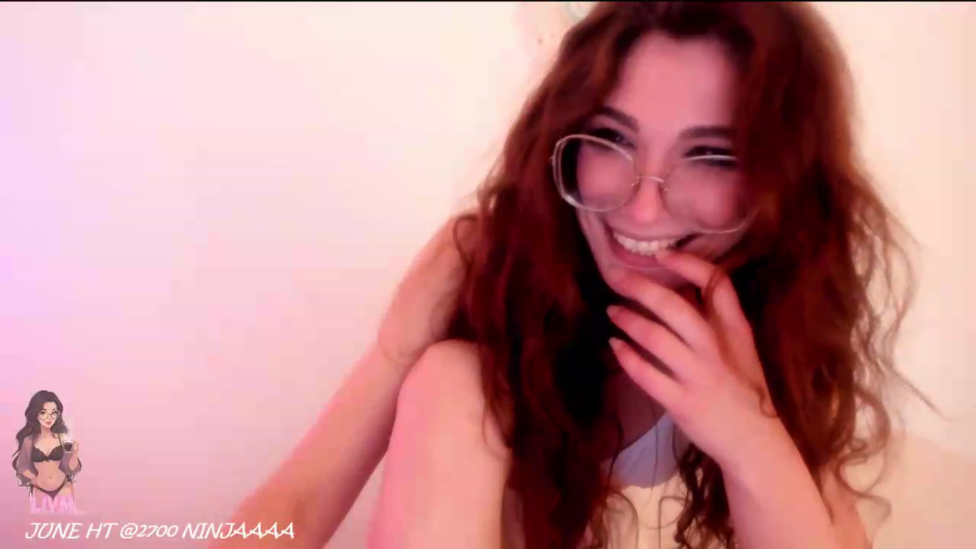 Gallery image thumbnail from LivM_'s myfreecams stream on, 07/02/2026, 08:24 image 17 of 20