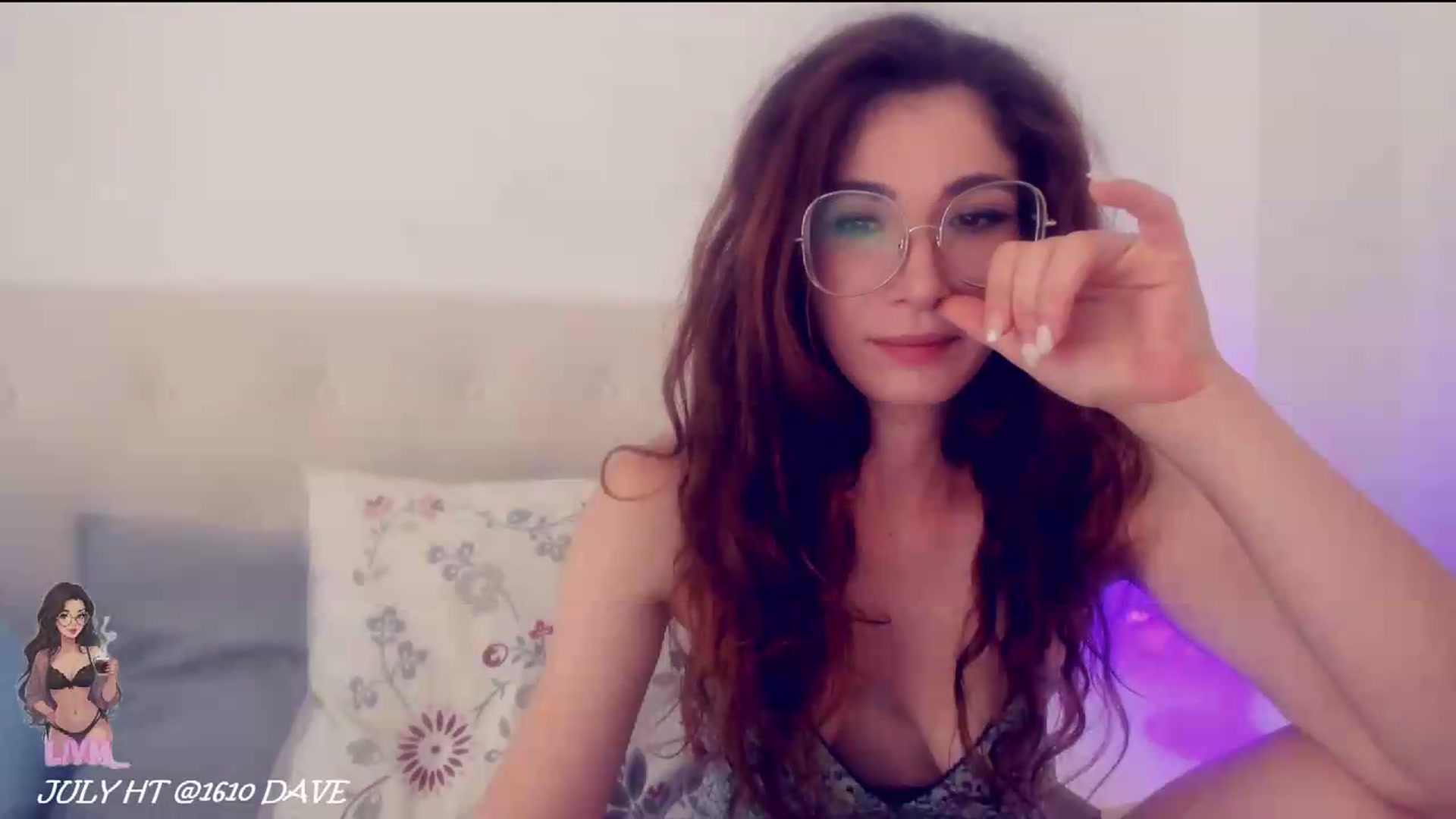 Gallery image thumbnail from LivM_'s myfreecams stream on, 08/01/2026, 07:52 image 10 of 20
