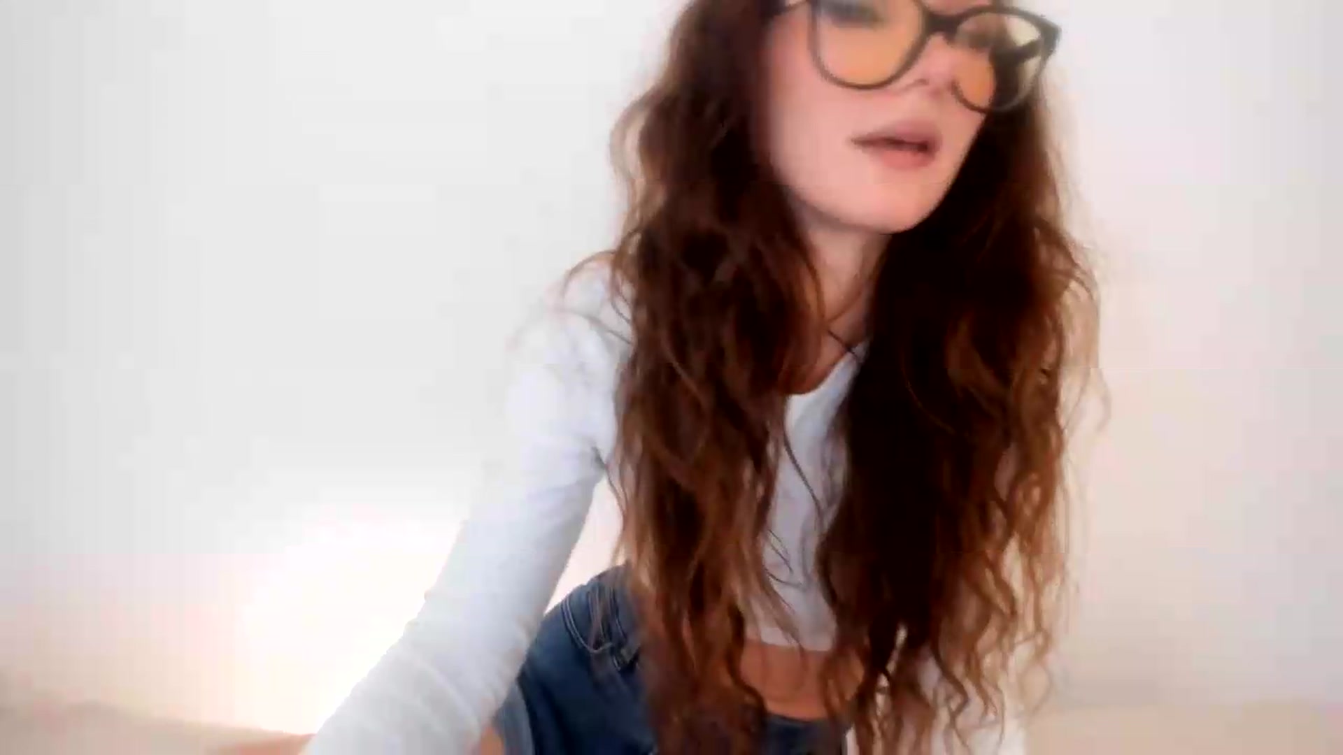 Gallery image thumbnail from LivM_'s myfreecams stream on, 09/09/2026, 08:13 image 16 of 20