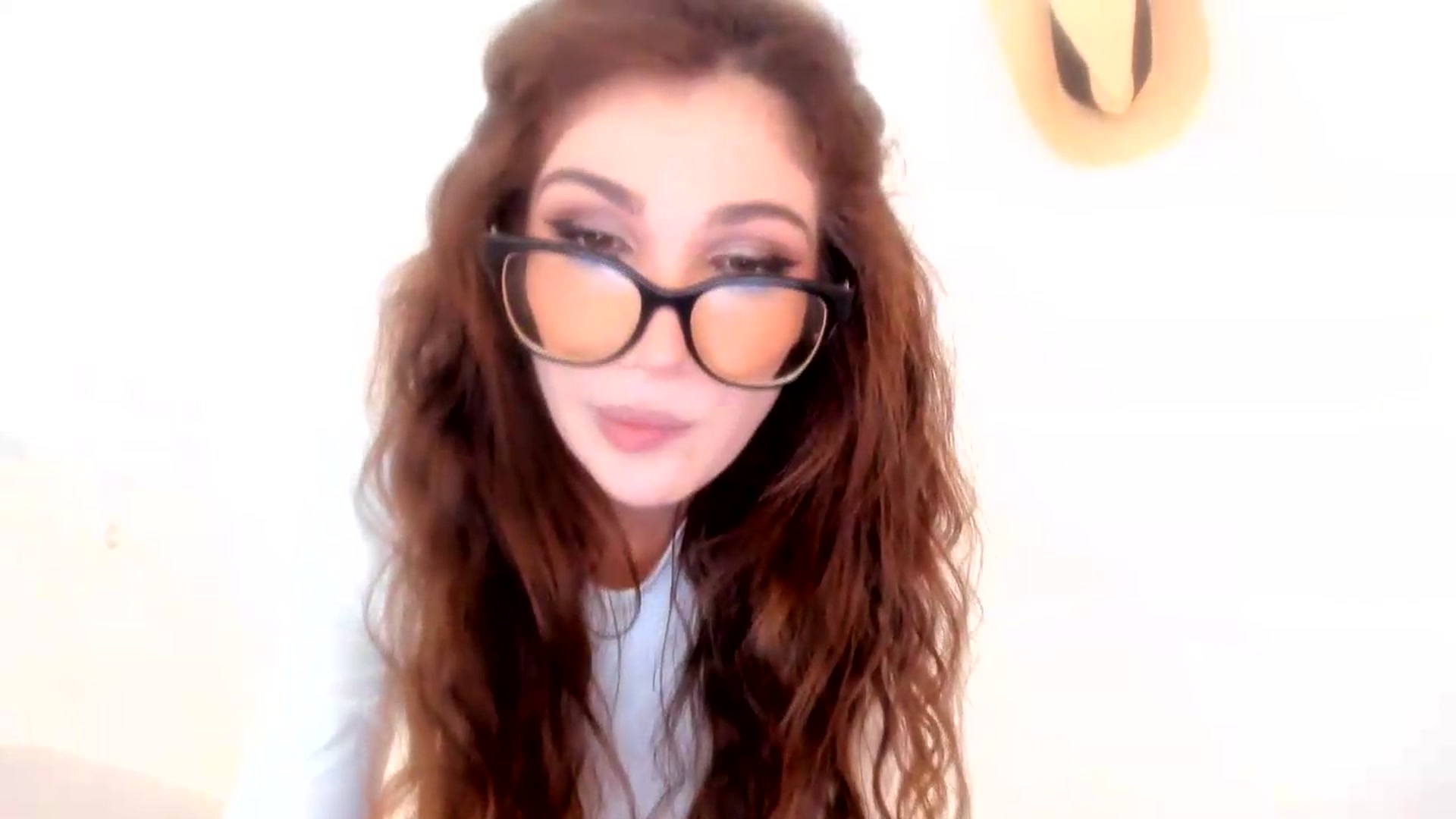 Gallery image thumbnail from LivM_'s myfreecams stream on, 09/09/2026, 08:13 image 8 of 20