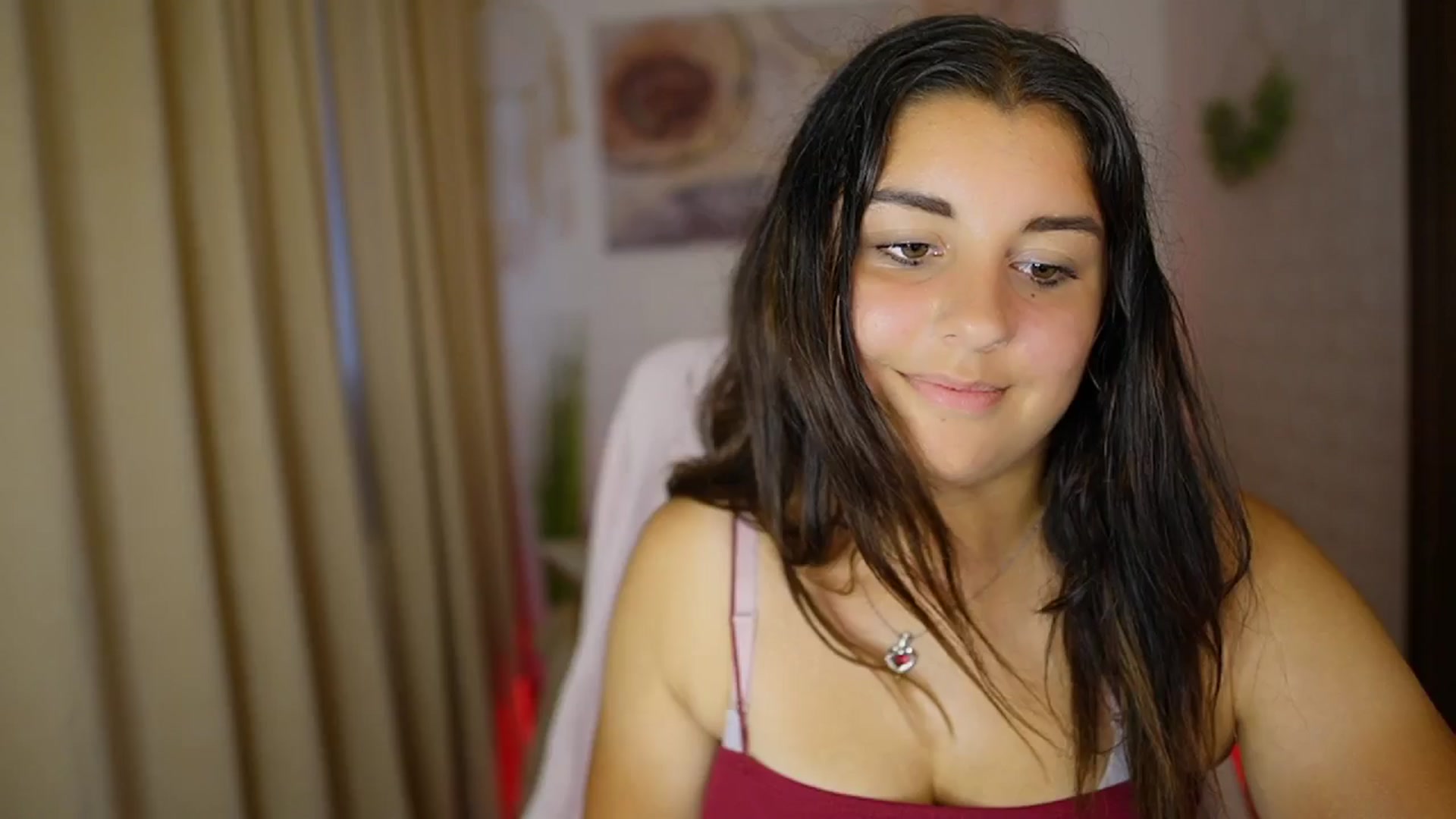 Gallery image thumbnail from Liya__Silver's myfreecams stream on, 08/02/2024, 15:56 image 11 of 20