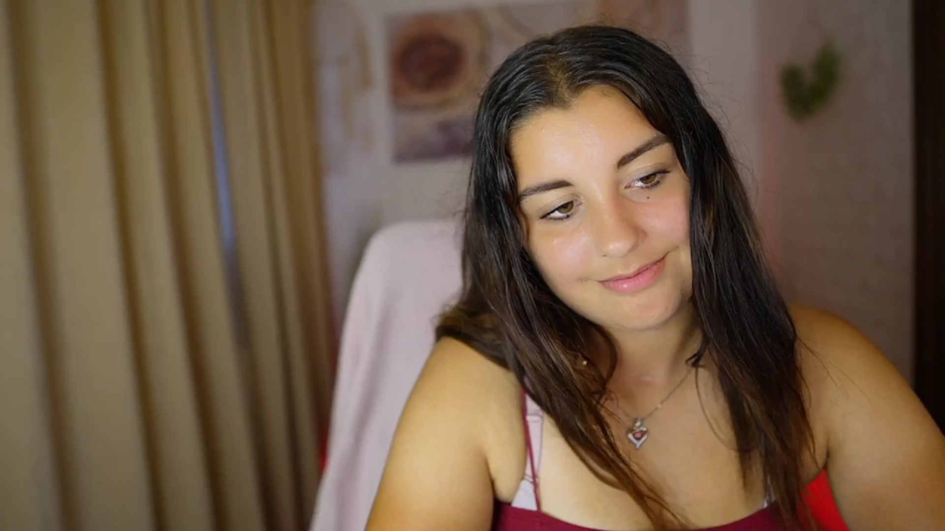 Gallery image thumbnail from Liya__Silver's myfreecams stream on, 08/02/2024, 15:56 image 14 of 20