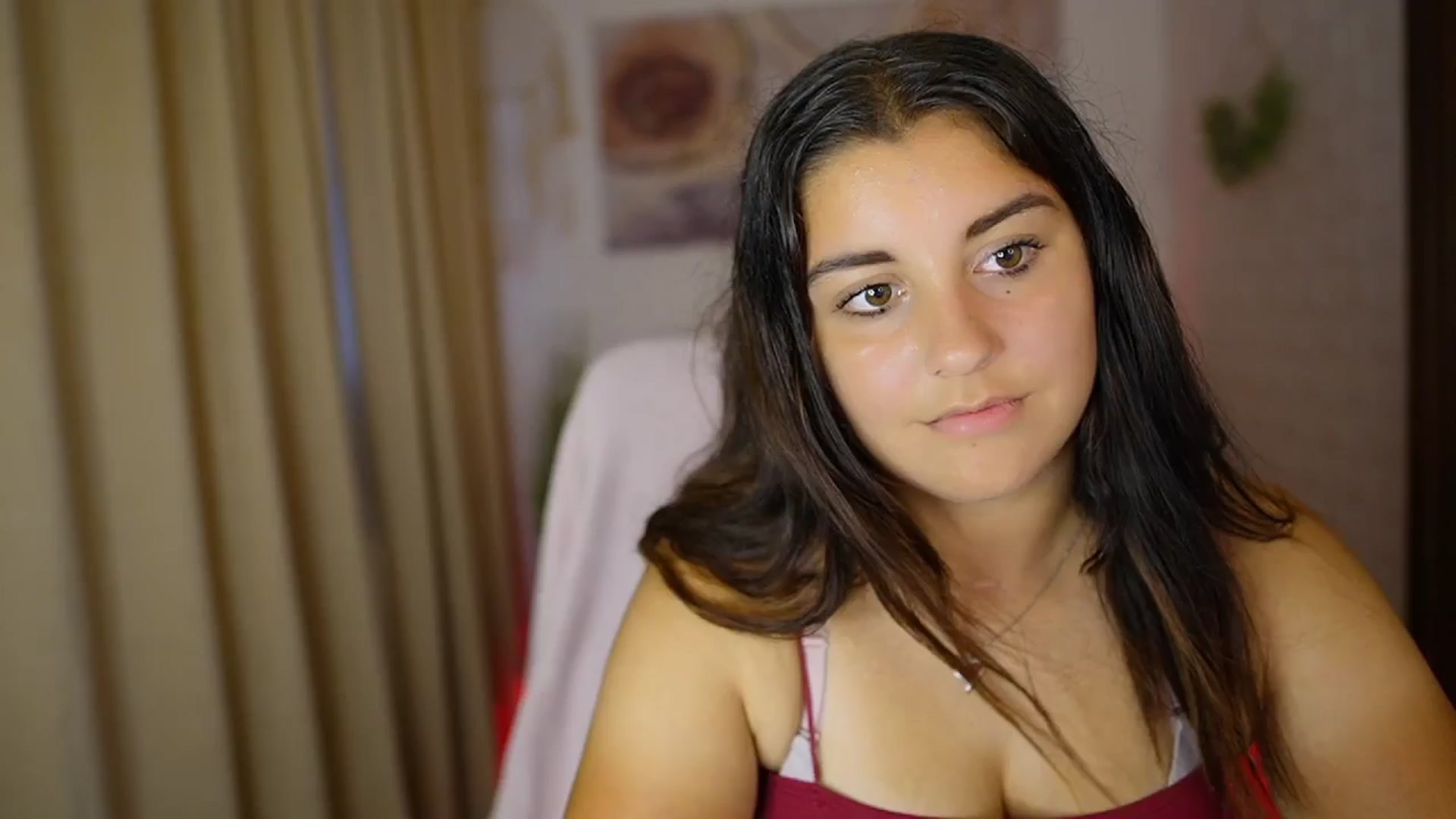 Gallery image thumbnail from Liya__Silver's myfreecams stream on, 08/02/2024, 15:56 image 16 of 20
