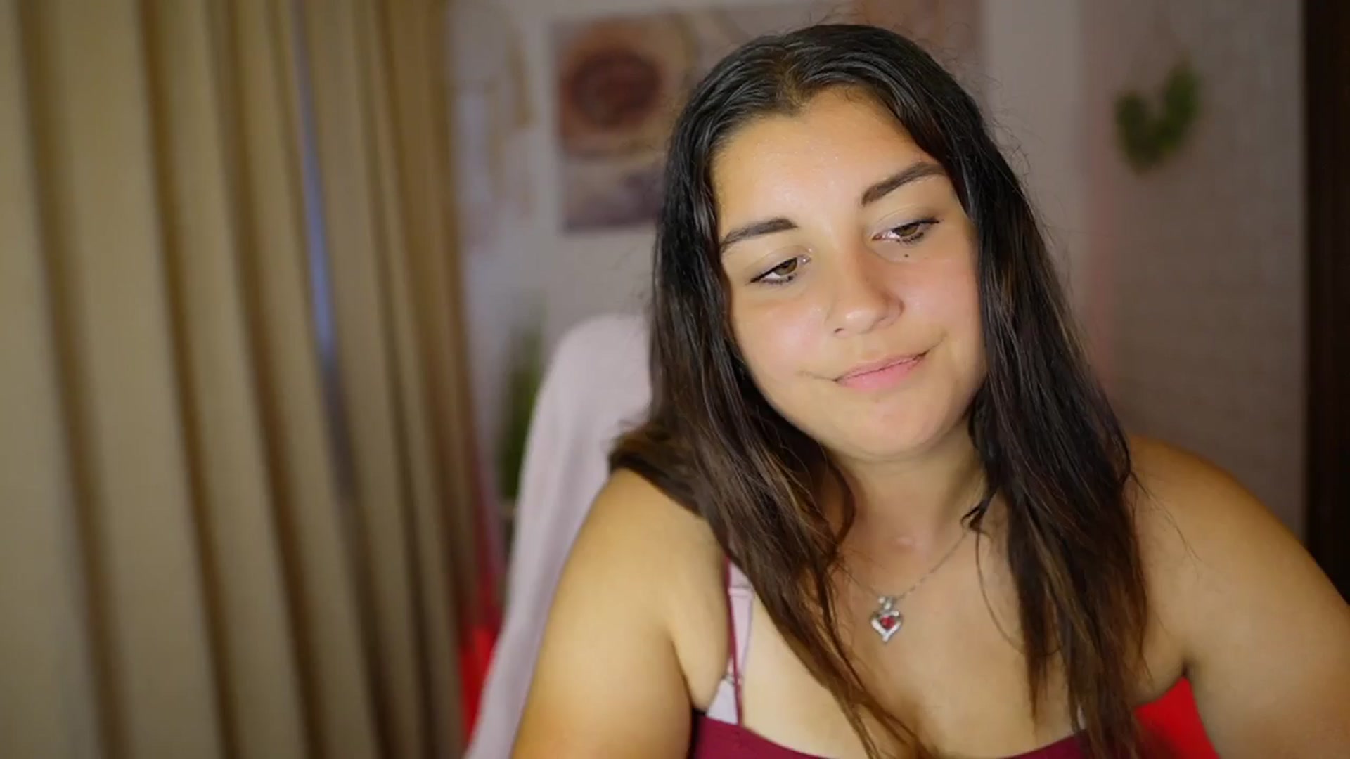 Gallery image thumbnail from Liya__Silver's myfreecams stream on, 08/02/2024, 15:56 image 12 of 20