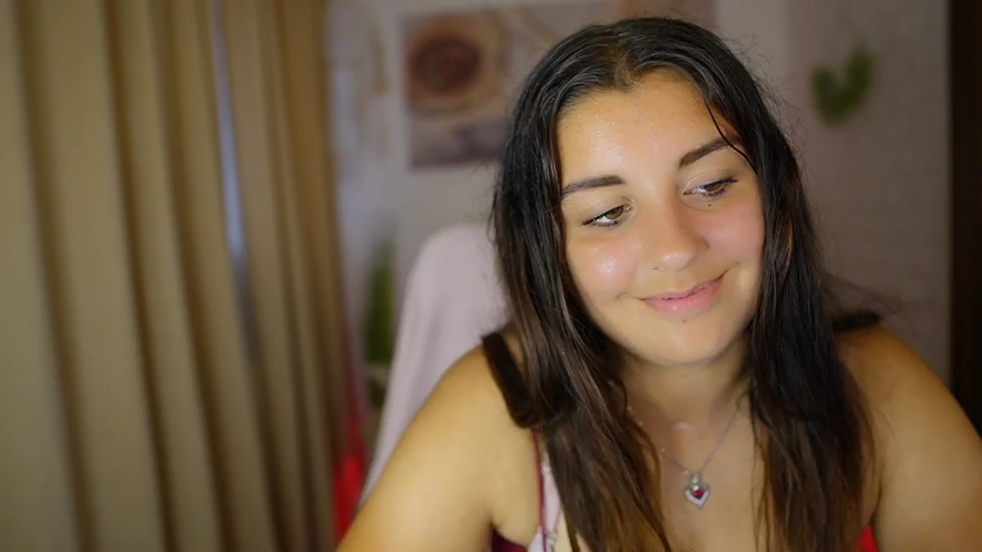Gallery image thumbnail from Liya__Silver's myfreecams stream on, 08/02/2024, 17:01 image 7 of 20