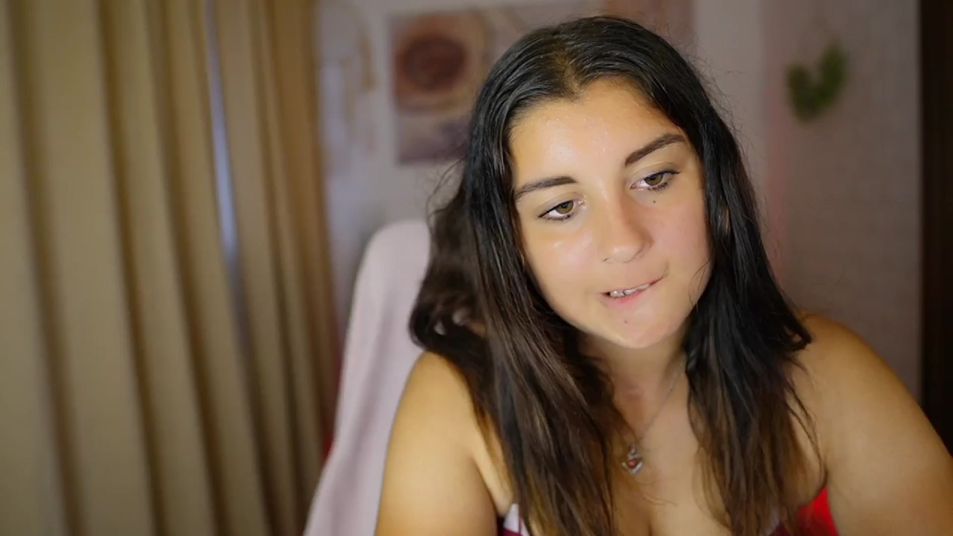 Gallery image thumbnail from Liya__Silver's myfreecams stream on, 08/02/2024, 17:01 image 14 of 20