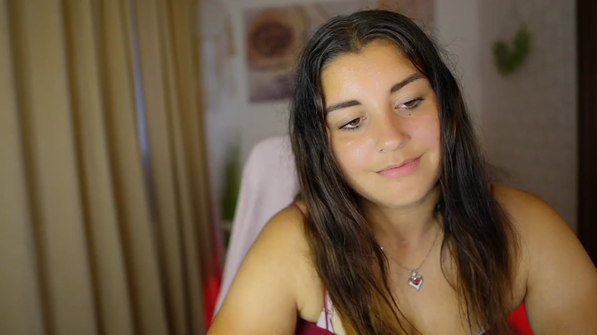 Gallery image thumbnail from Liya__Silver's myfreecams stream on, 08/02/2024, 17:01 image 5 of 20