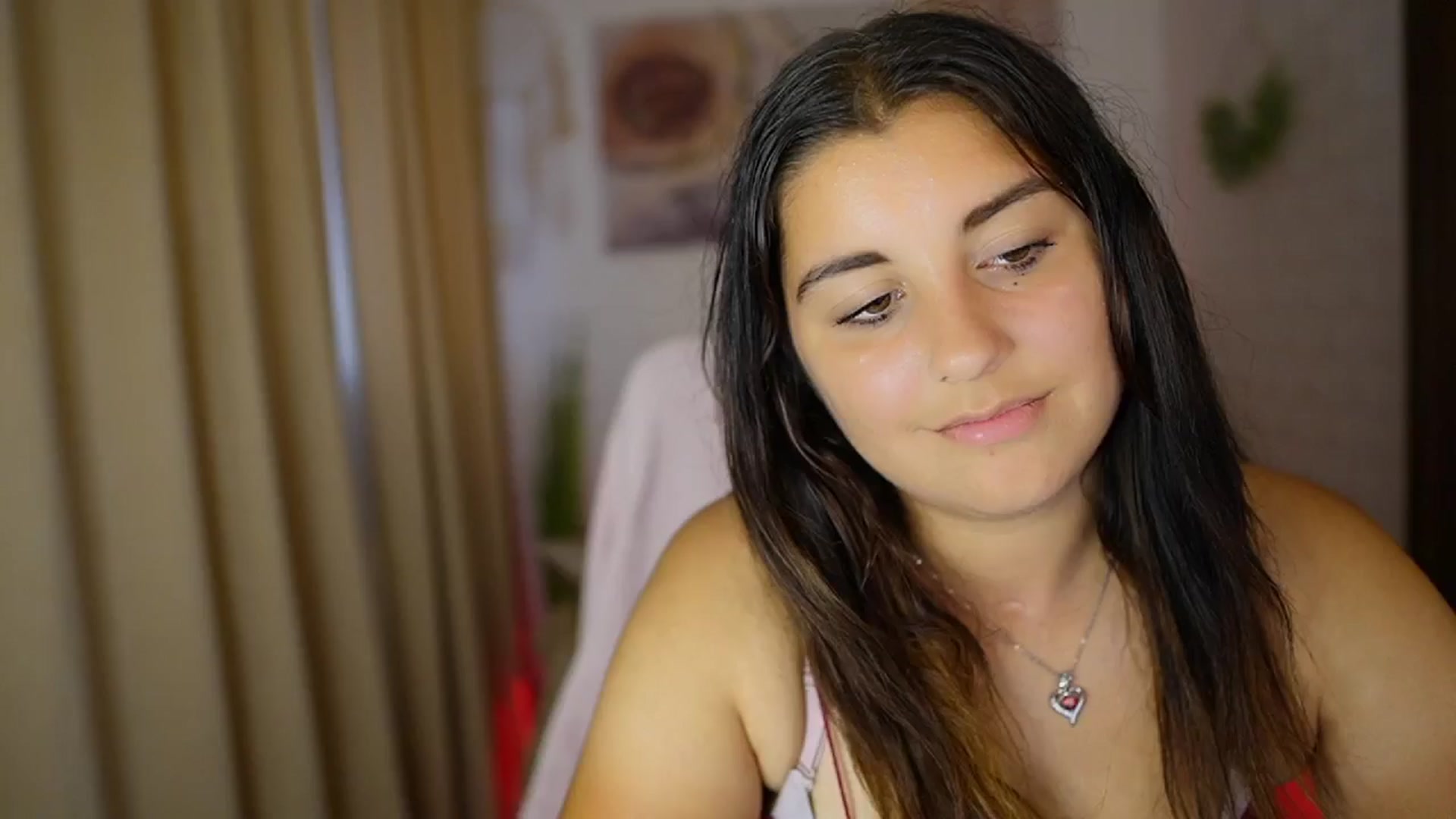 Gallery image thumbnail from Liya__Silver's myfreecams stream on, 08/02/2024, 17:16 image 12 of 20
