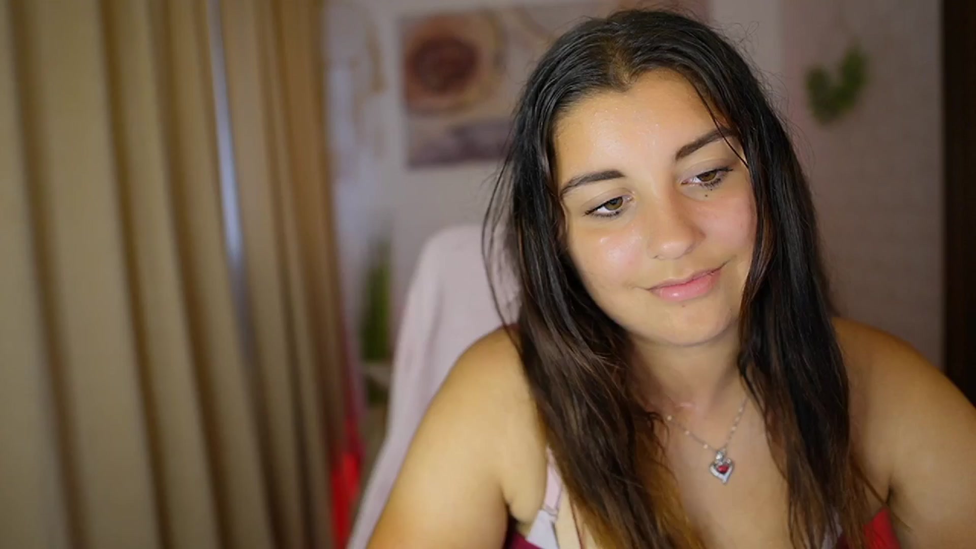 Gallery image thumbnail from Liya__Silver's myfreecams stream on, 08/02/2024, 17:16 image 9 of 20