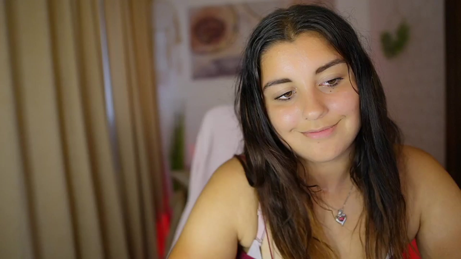 Gallery image thumbnail from Liya__Silver's myfreecams stream on, 08/02/2024, 17:16 image 20 of 20