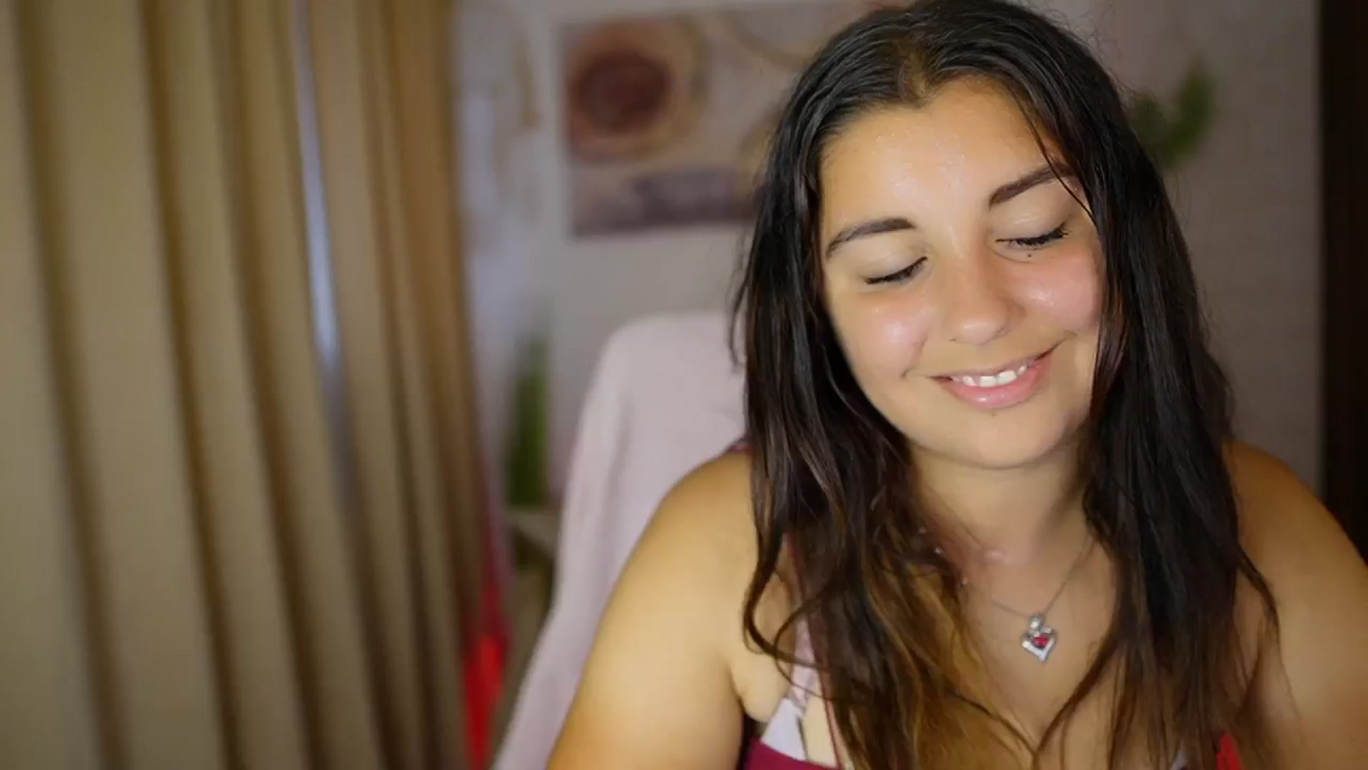 Gallery image thumbnail from Liya__Silver's myfreecams stream on, 08/02/2024, 17:16 image 16 of 20