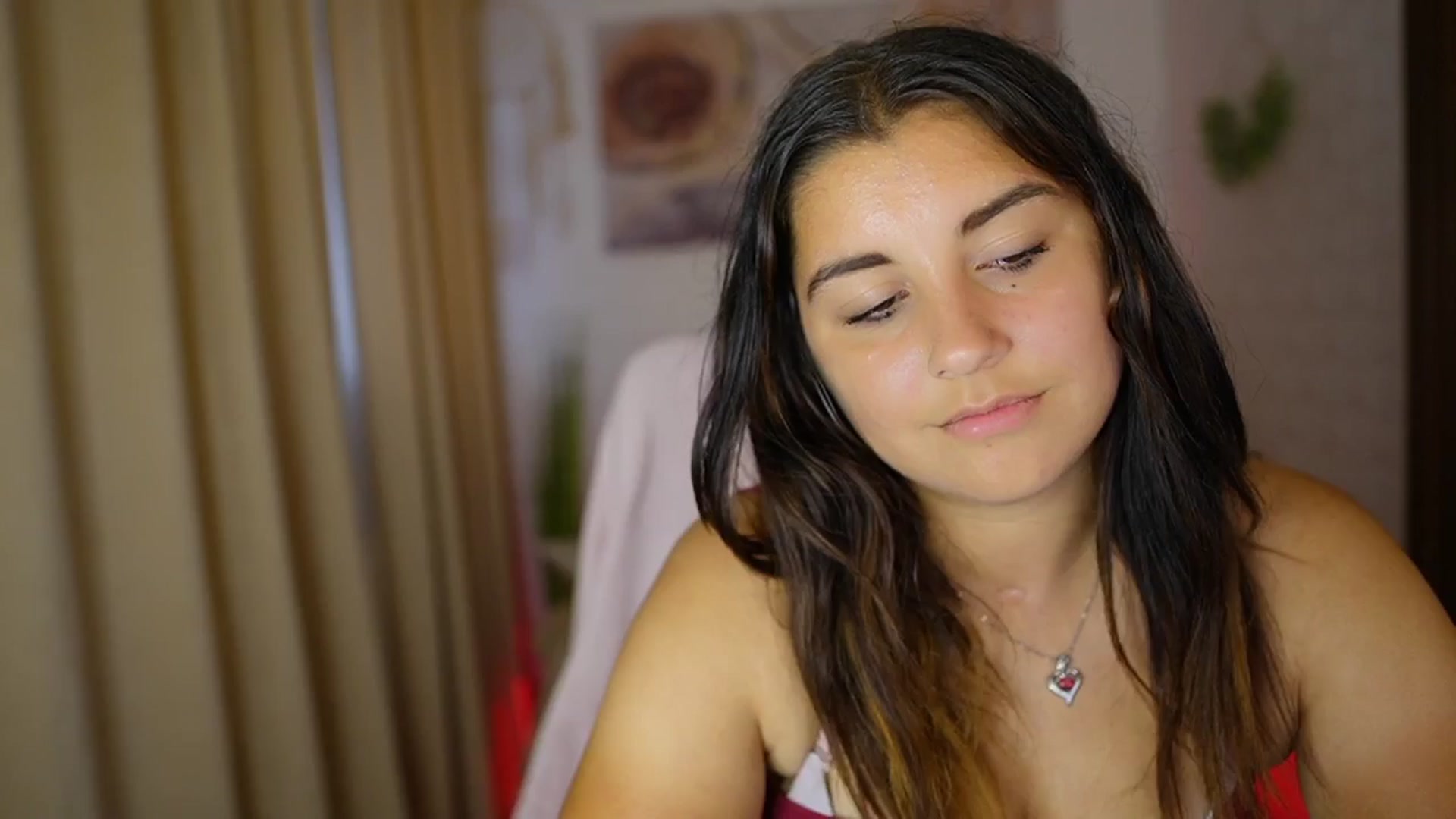 Gallery image thumbnail from Liya__Silver's myfreecams stream on, 08/02/2024, 17:16 image 1 of 20