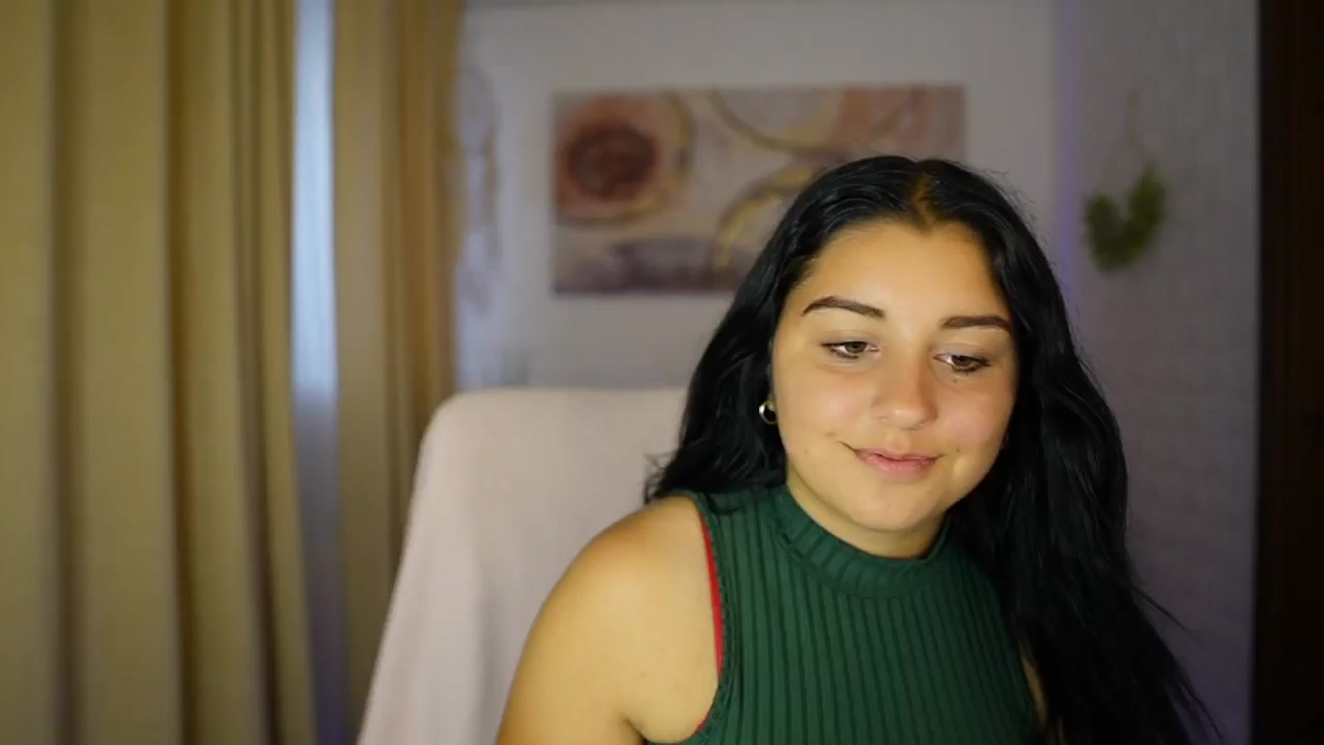 Gallery image thumbnail from Liya__Silver's myfreecams stream on, 08/07/2024, 14:26 image 1 of 20