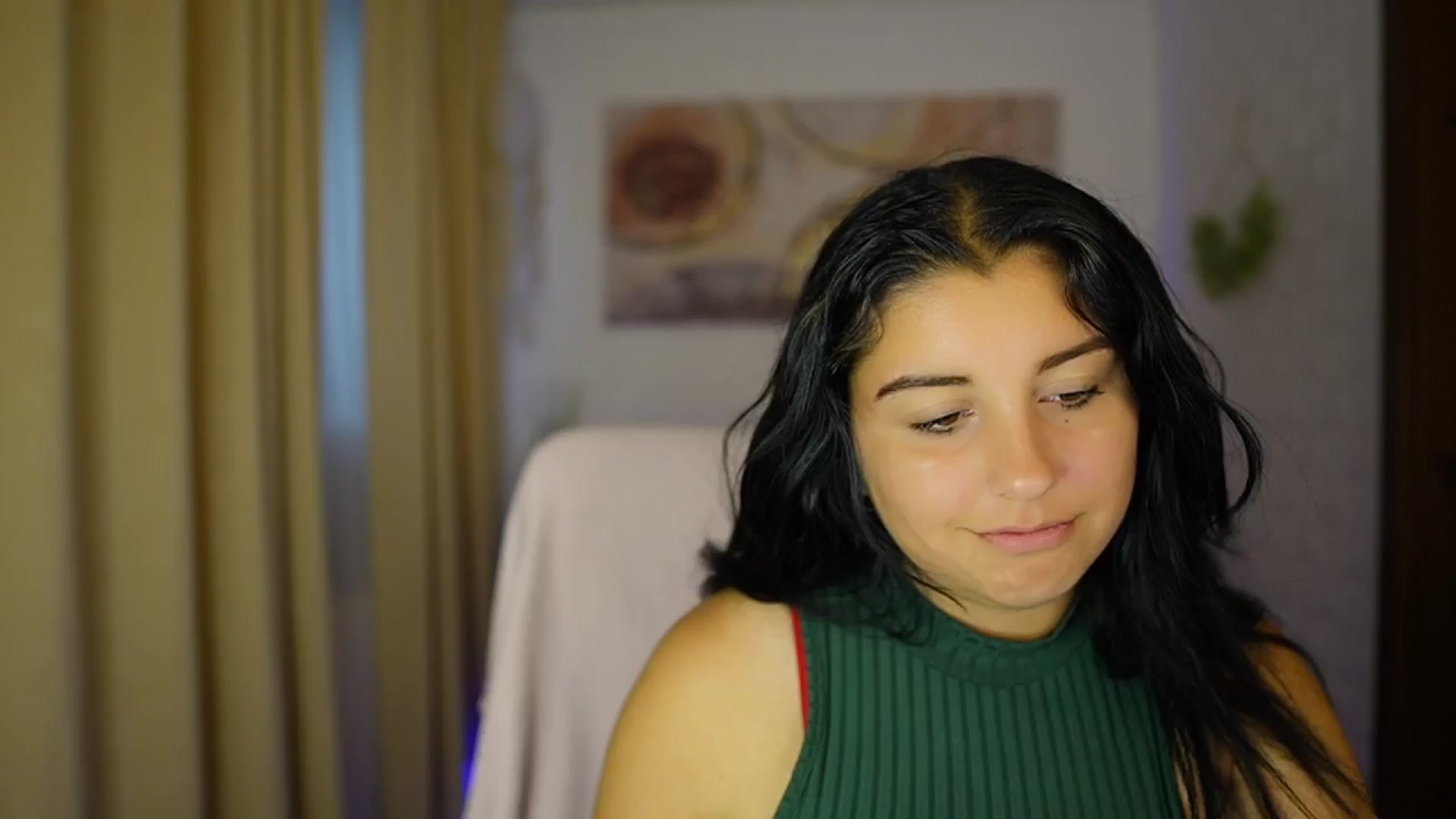 Gallery image thumbnail from Liya__Silver's myfreecams stream on, 08/07/2024, 17:44 image 12 of 20
