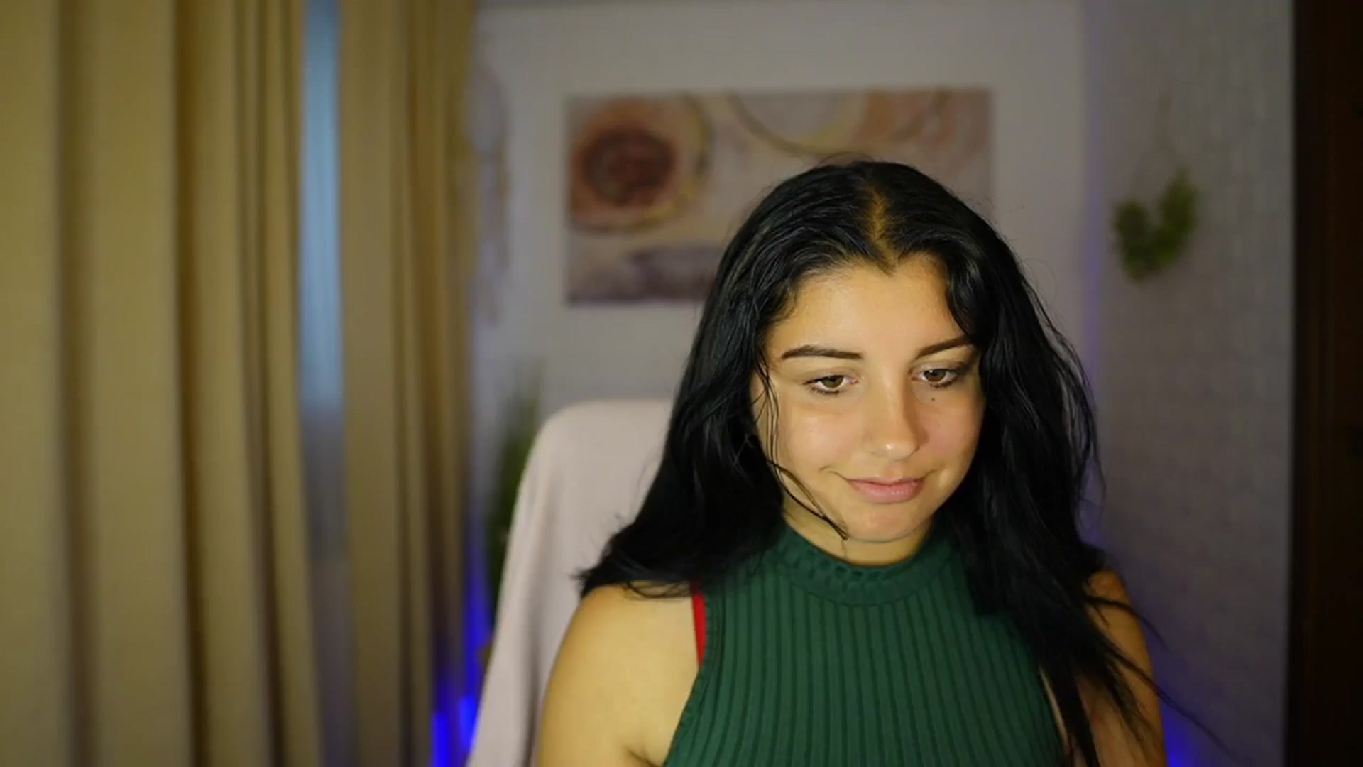 Gallery image thumbnail from Liya__Silver's myfreecams stream on, 08/07/2024, 17:44 image 13 of 20