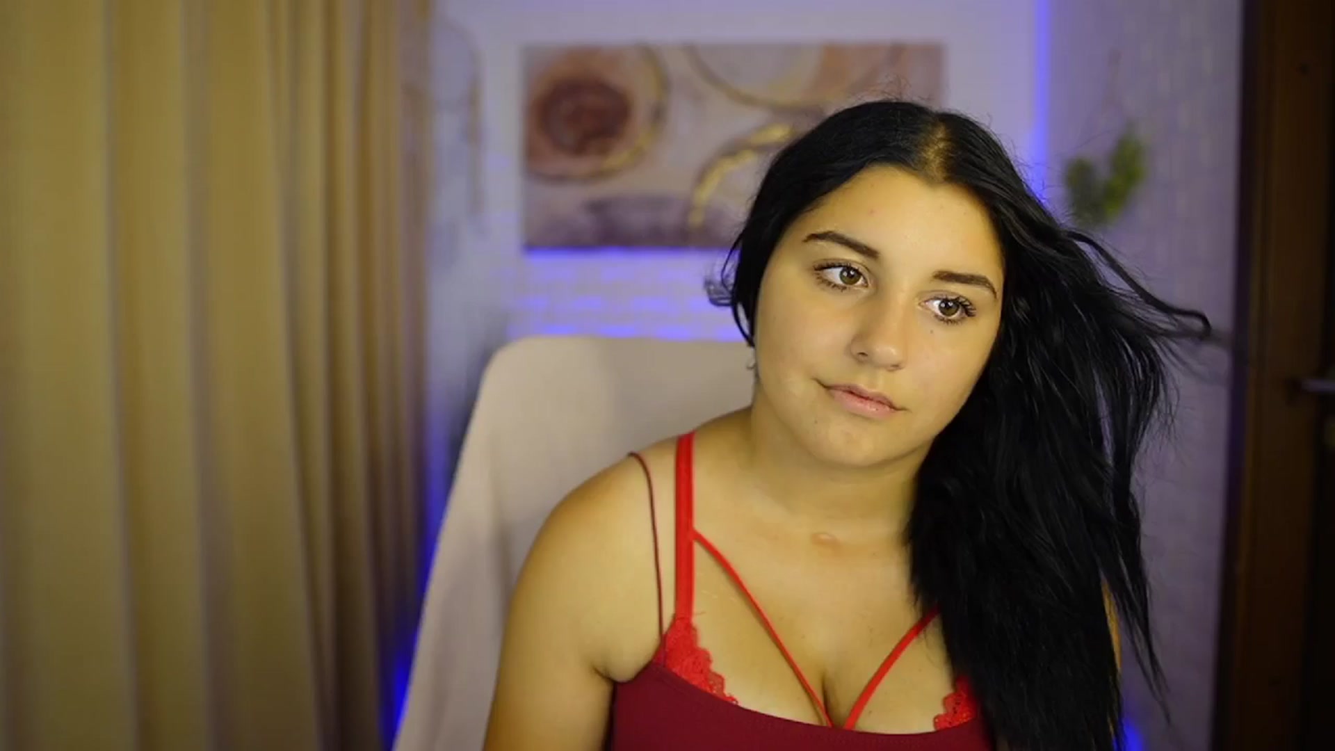 Gallery image thumbnail from Liya__Silver's myfreecams stream on, 08/13/2024, 14:25 image 12 of 20