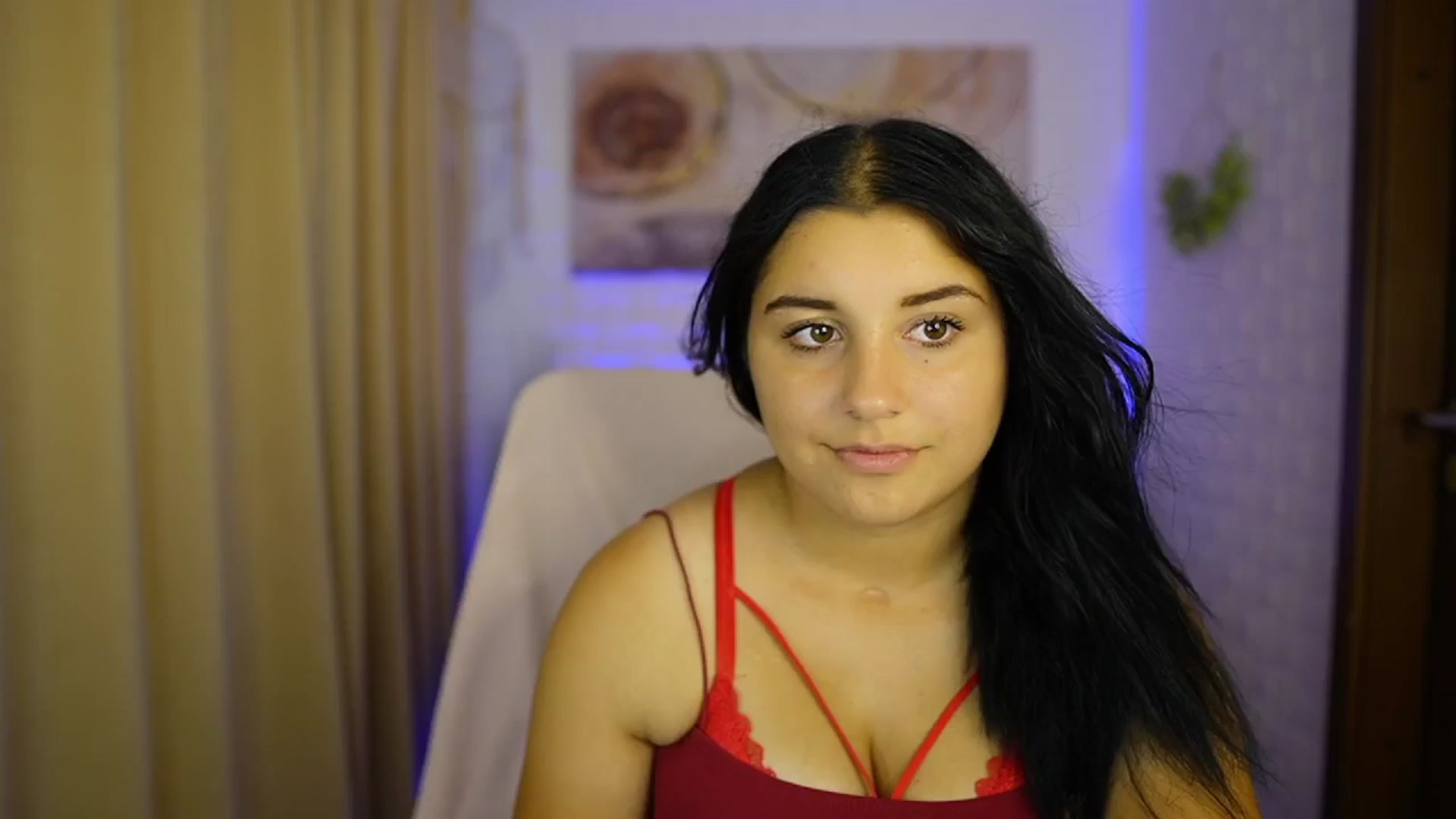 Gallery image thumbnail from Liya__Silver's myfreecams stream on, 08/13/2024, 14:25 image 15 of 20