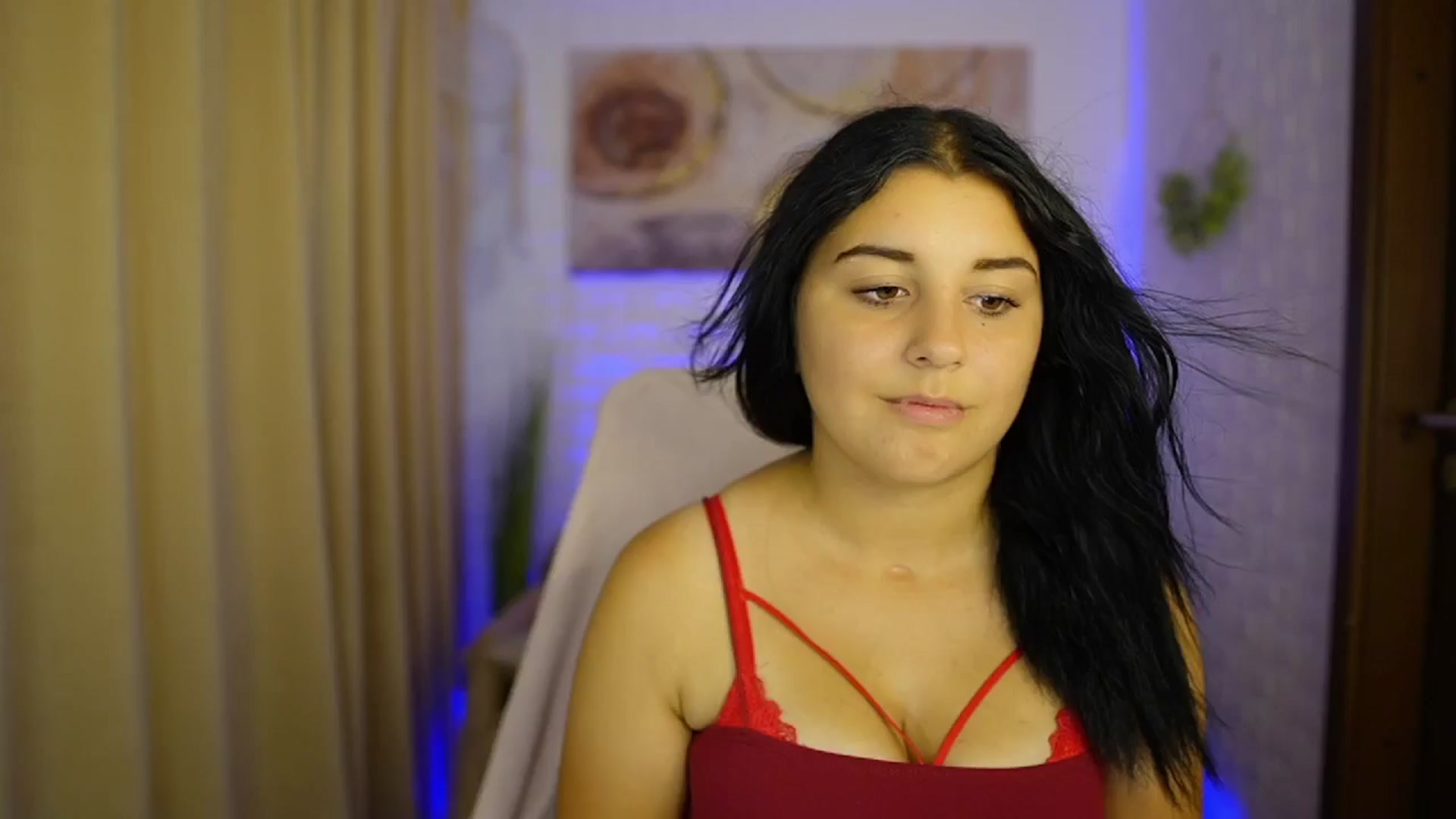 Gallery image thumbnail from Liya__Silver's myfreecams stream on, 08/13/2024, 15:52 image 11 of 20