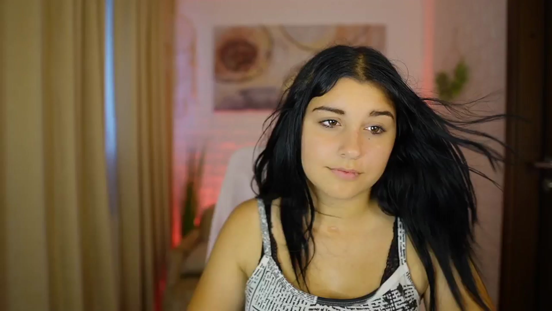 Gallery image thumbnail from Liya__Silver's myfreecams stream on, 08/15/2024, 16:29 image 12 of 20