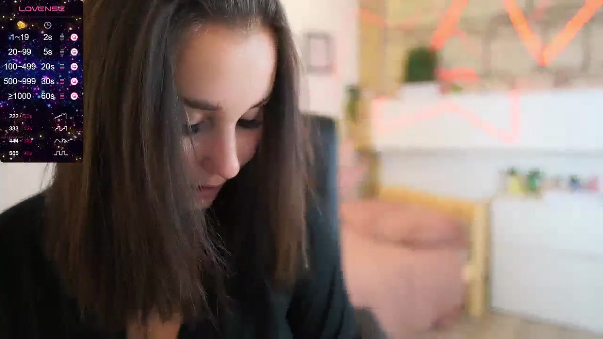 Gallery image thumbnail from Liya__Silver_'s myfreecams stream on, 09/30/2023, 13:40 image 19 of 20