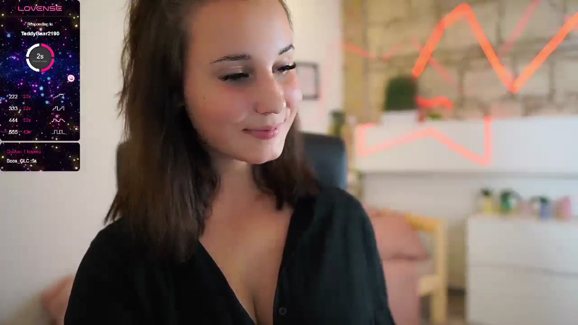Gallery image thumbnail from Liya__Silver_'s myfreecams stream on, 10/10/2023, 15:49 image 4 of 20