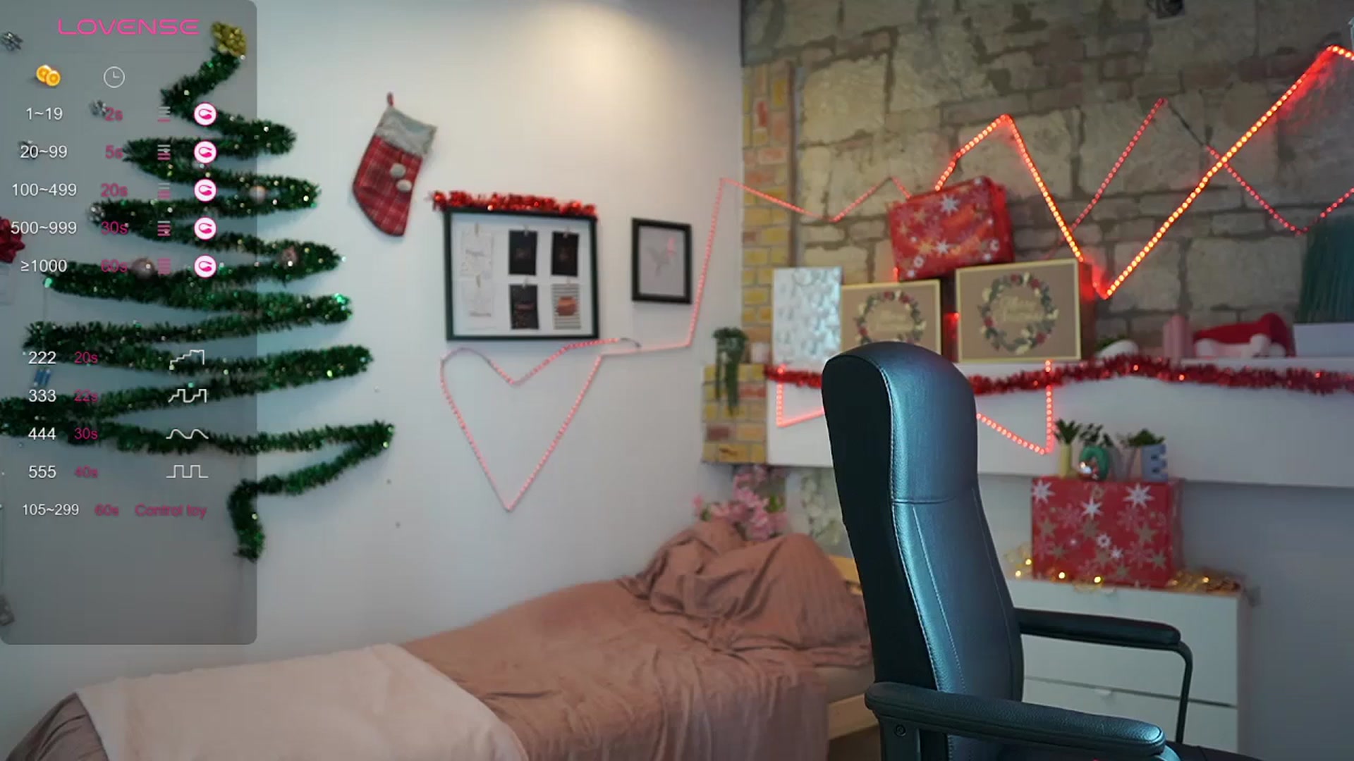 Gallery image thumbnail from Liya__Silver_'s myfreecams stream on, 12/12/2023, 15:12 image 14 of 20