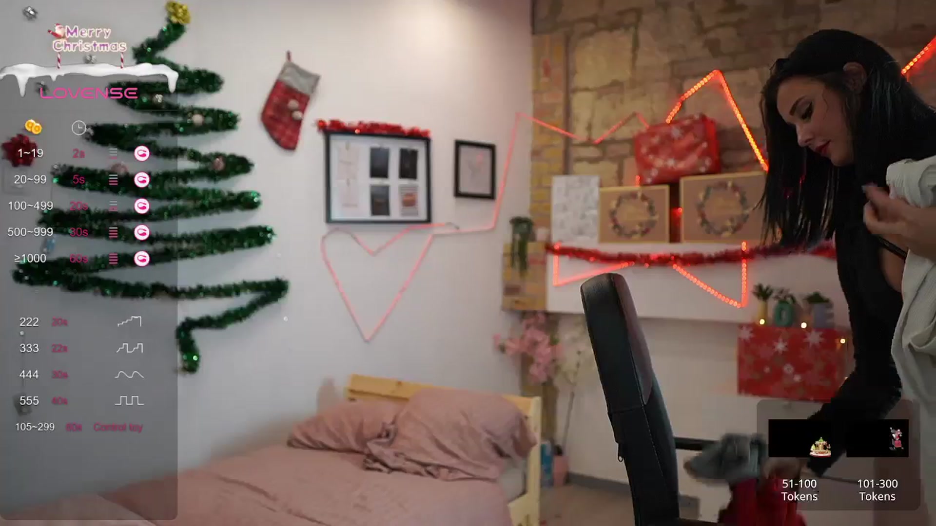 Gallery image thumbnail from Liya__Silver_'s myfreecams stream on, 12/25/2023, 17:44 image 6 of 20
