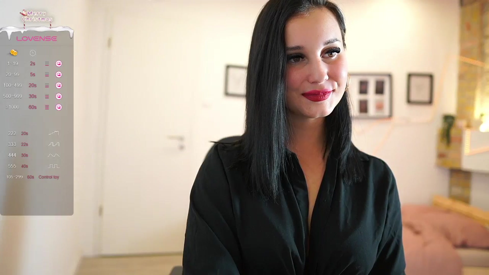 Gallery image thumbnail from Liya__Silver_'s myfreecams stream on, 01/09/2024, 18:10 image 7 of 20