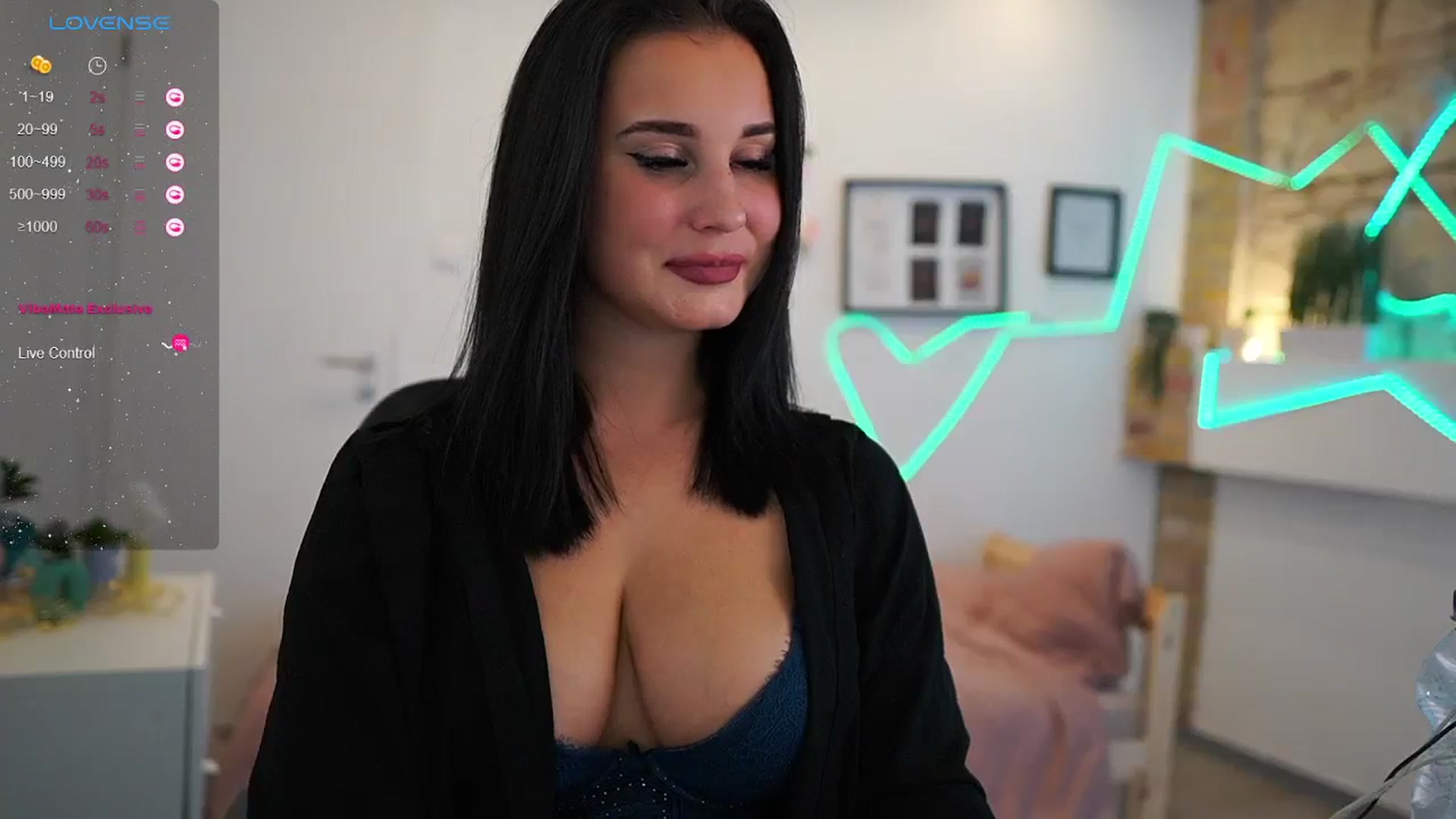 Gallery image thumbnail from Liya__Silver_'s myfreecams stream on, 01/24/2024, 24:16 image 8 of 20