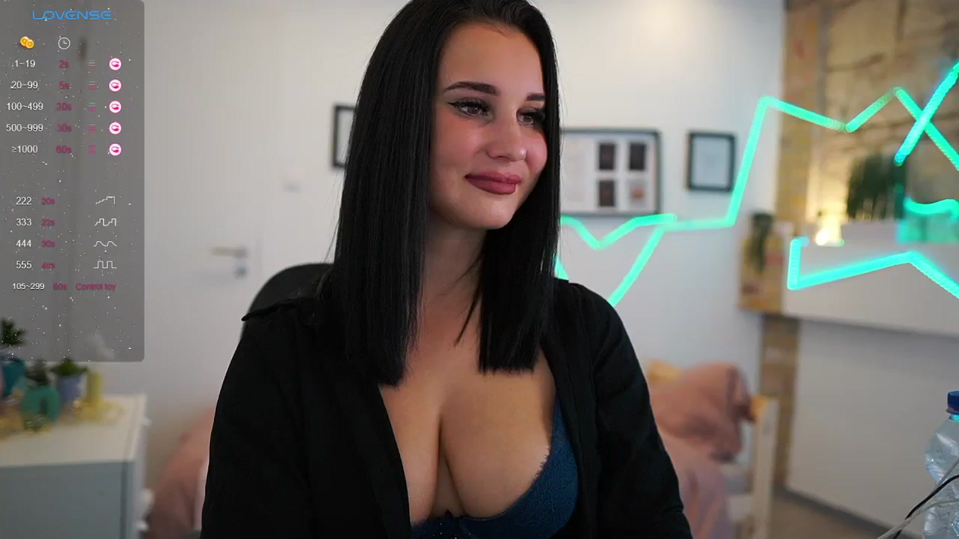 Gallery image thumbnail from Liya__Silver_'s myfreecams stream on, 01/24/2024, 24:55 image 16 of 20