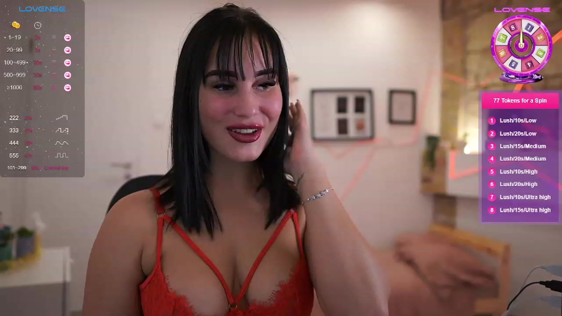 Gallery image thumbnail from Liya__Silver_'s myfreecams stream on, 02/06/2024, 22:21 image 7 of 20